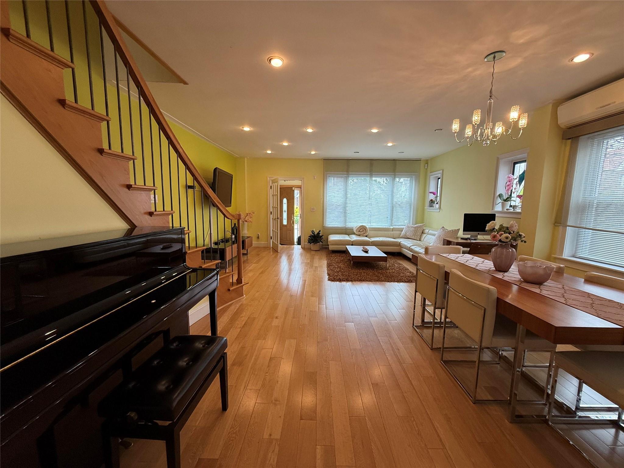 Single Family Penelope  Queens, NY 11379, MLS-858906-18