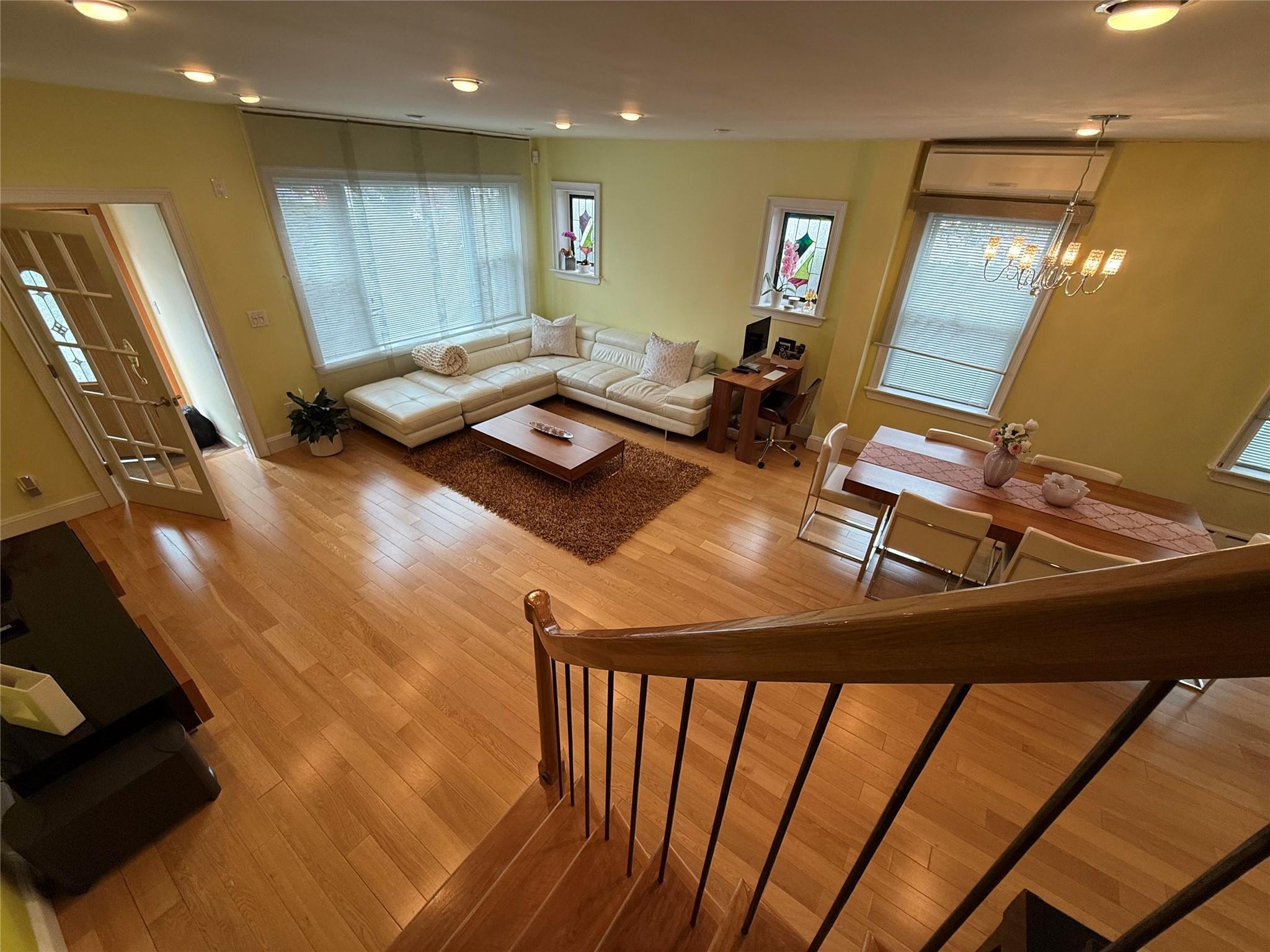 Single Family Penelope  Queens, NY 11379, MLS-858906-32
