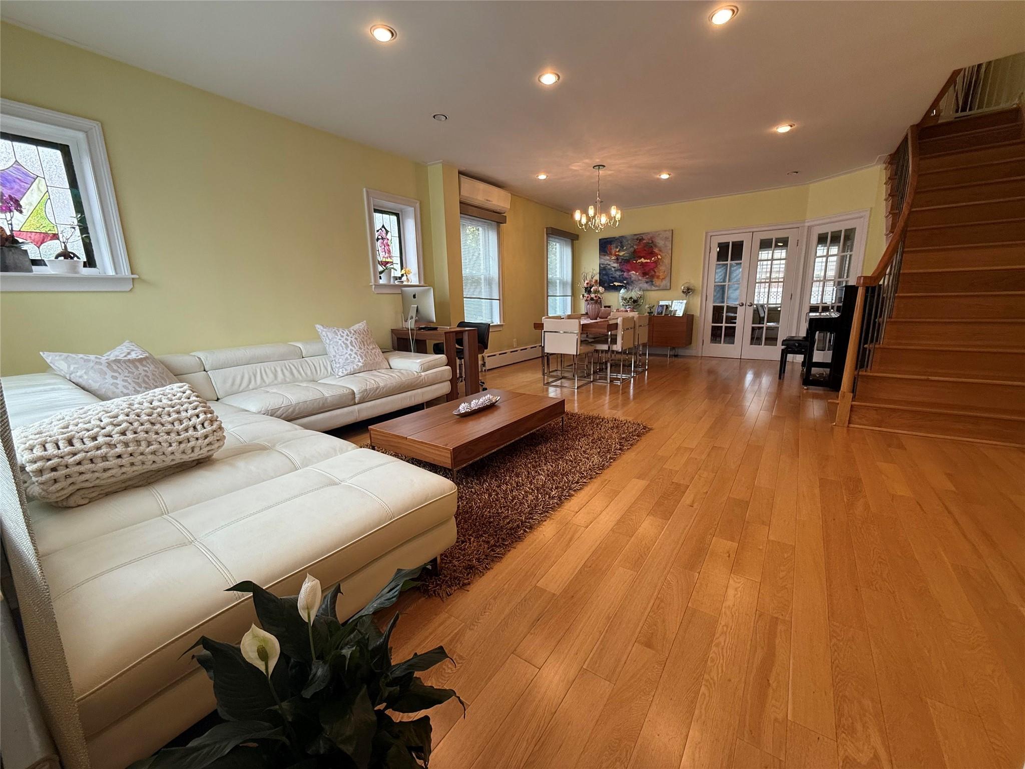 Single Family Penelope  Queens, NY 11379, MLS-858906-8