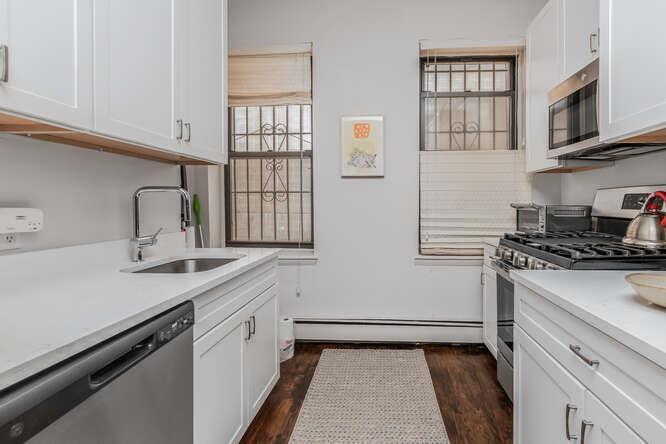 Single Family W 53  Manhattan, NY 10019, MLS-858912-10