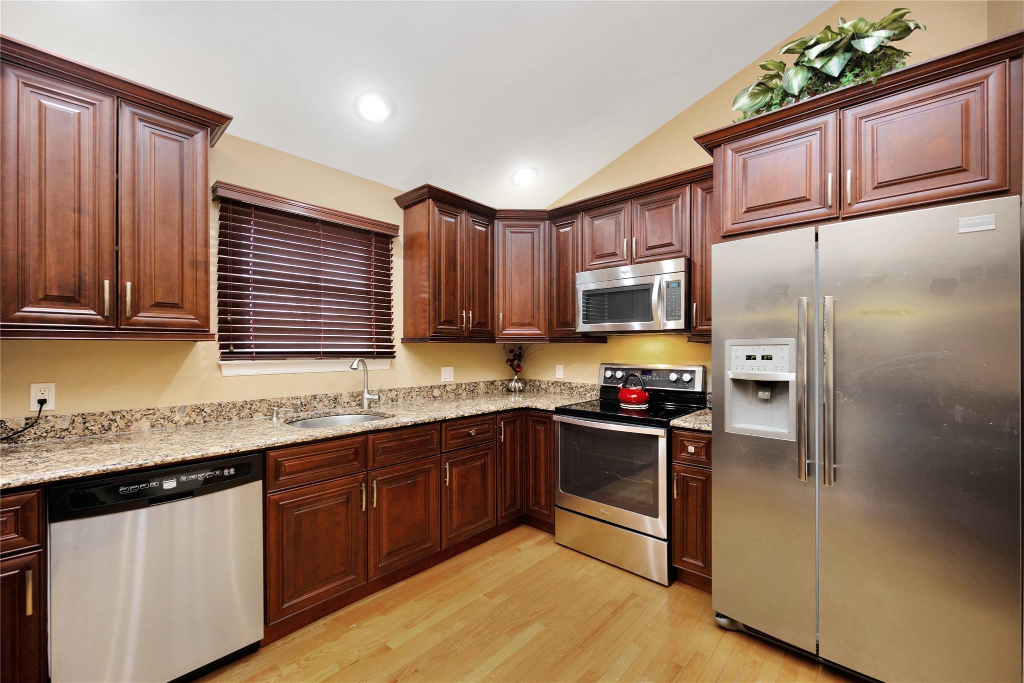 Single Family Stacey  Nassau County, NY 11710, MLS-858919-16