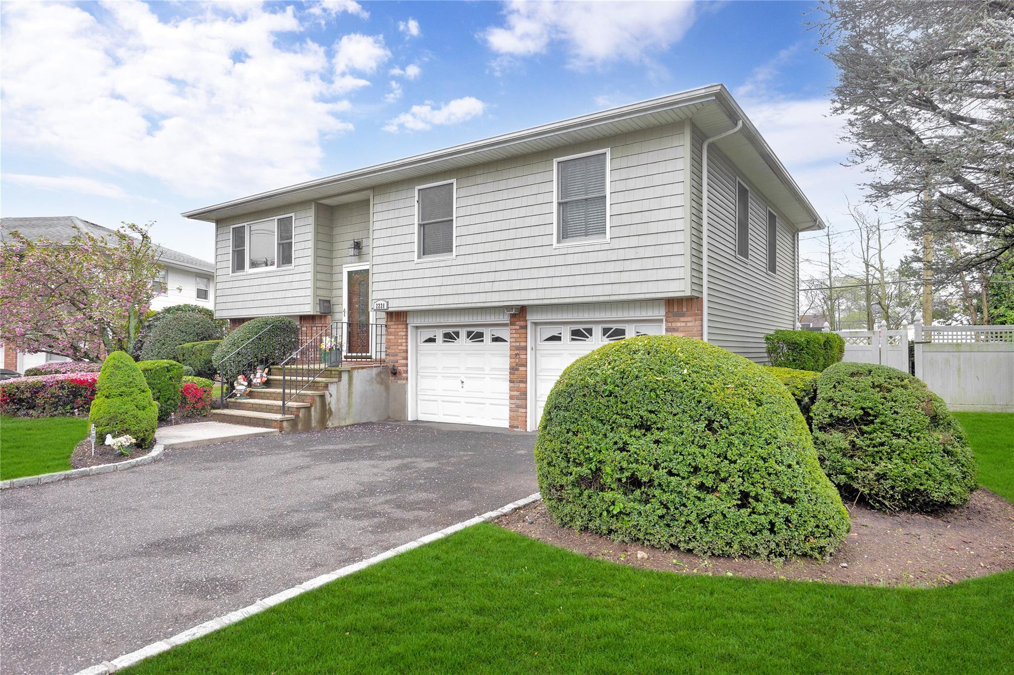 Single Family Stacey  Nassau County, NY 11710, MLS-858919-3