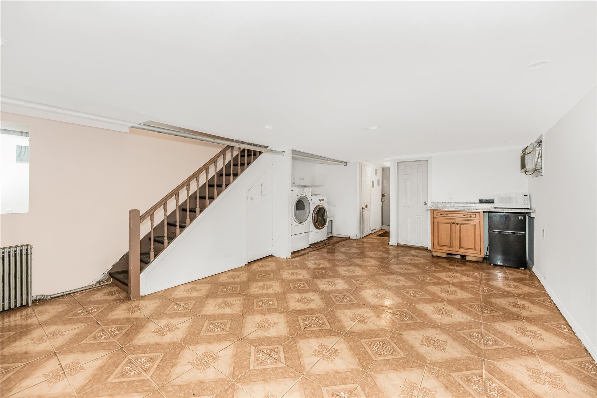 Single Family Tenbroeck  Bronx, NY 10469, MLS-858926-15