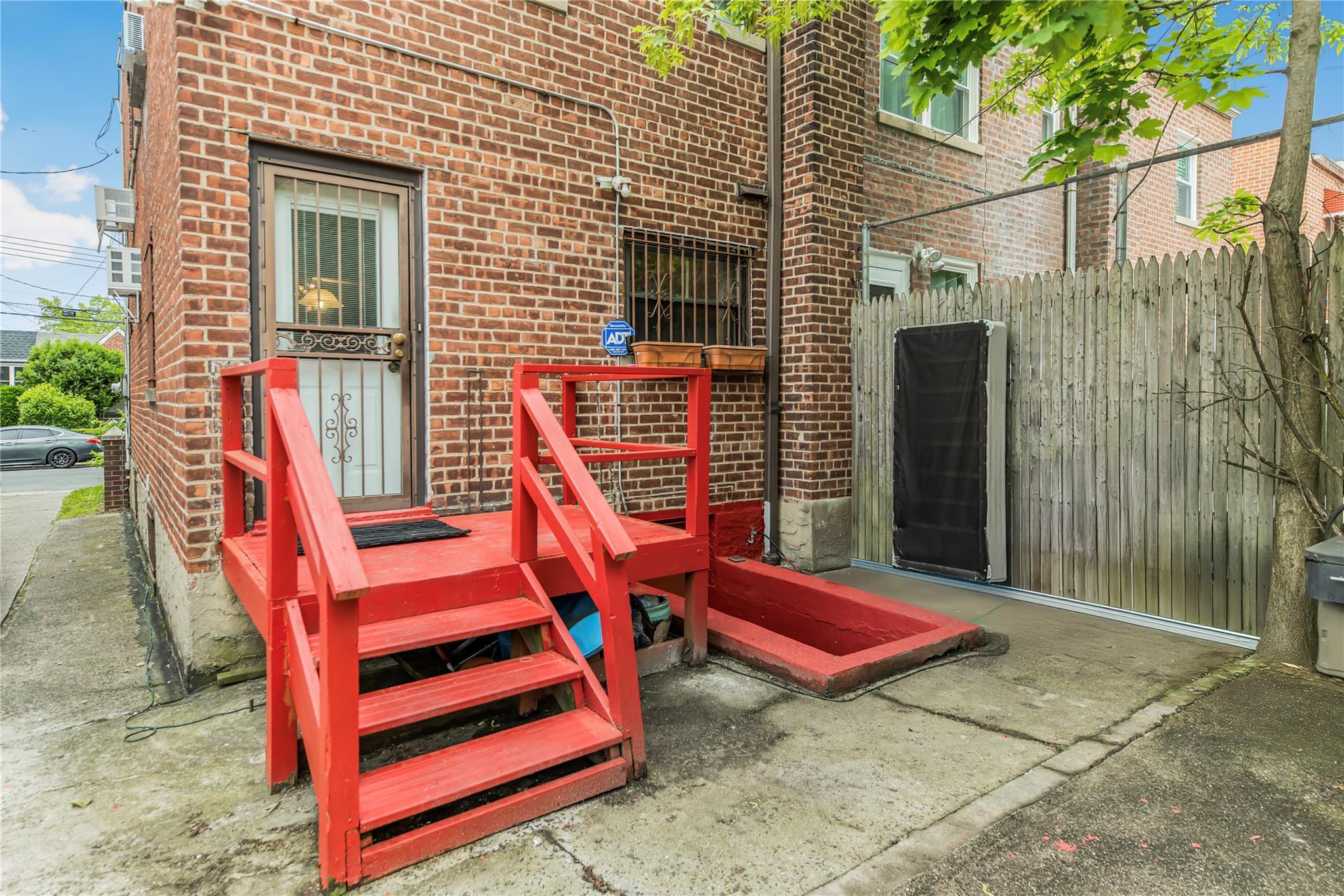 Single Family Tenbroeck  Bronx, NY 10469, MLS-858926-17