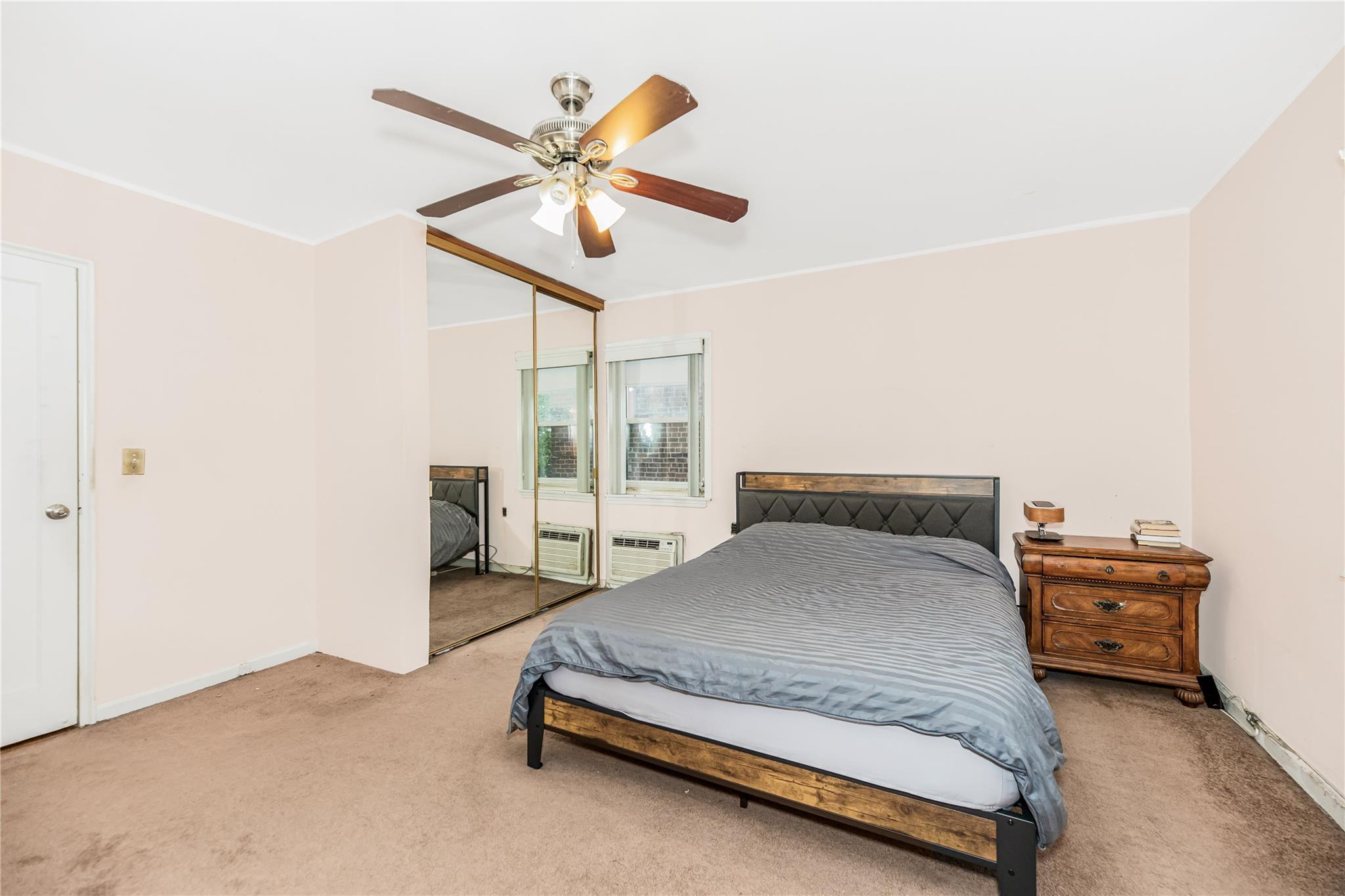 Single Family Tenbroeck  Bronx, NY 10469, MLS-858926-9