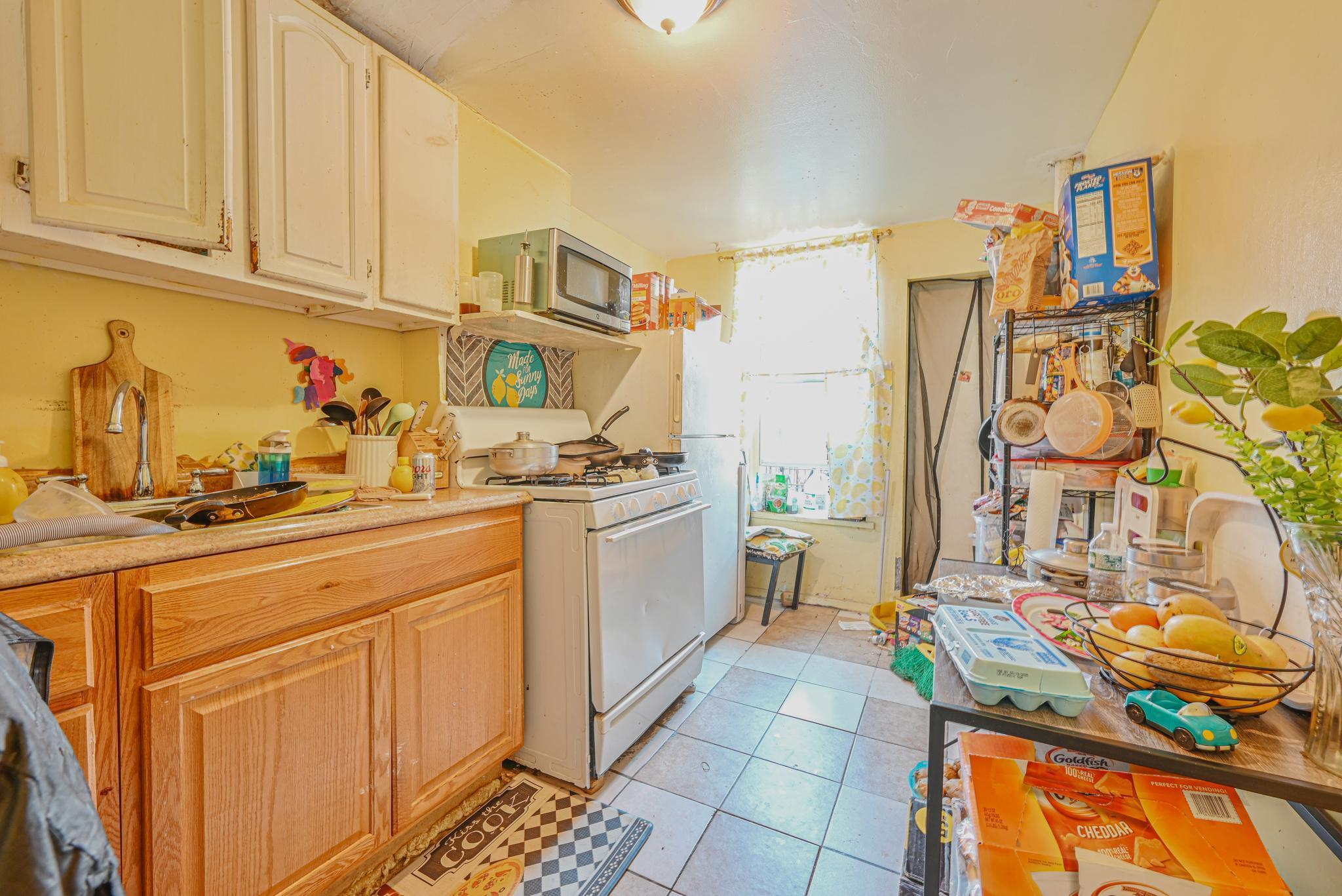 Single Family Bryant  Bronx, NY 10460, MLS-858942-10