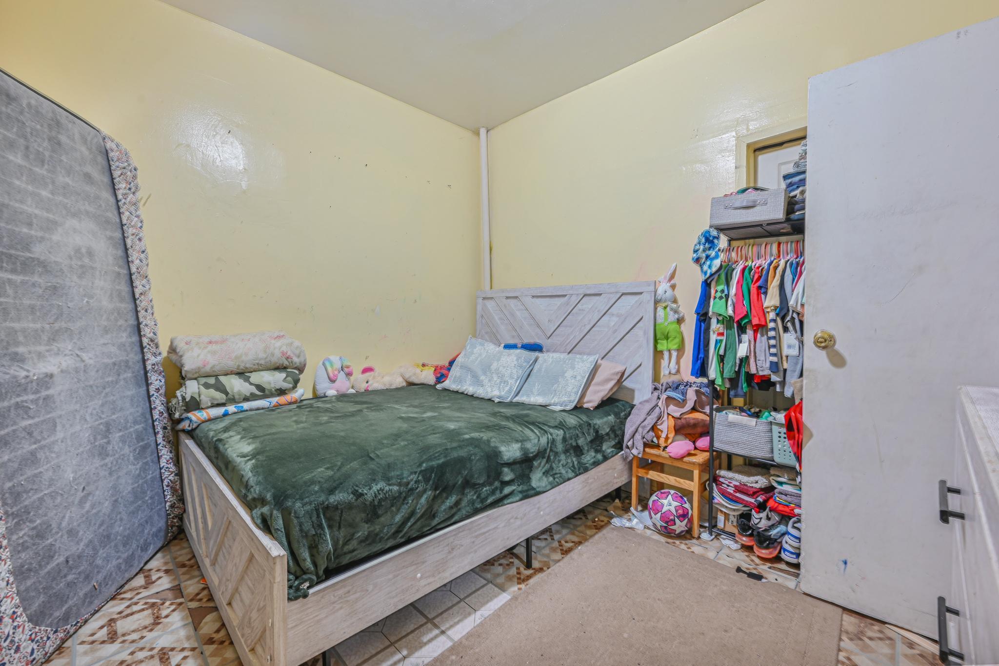 Single Family Bryant  Bronx, NY 10460, MLS-858942-13