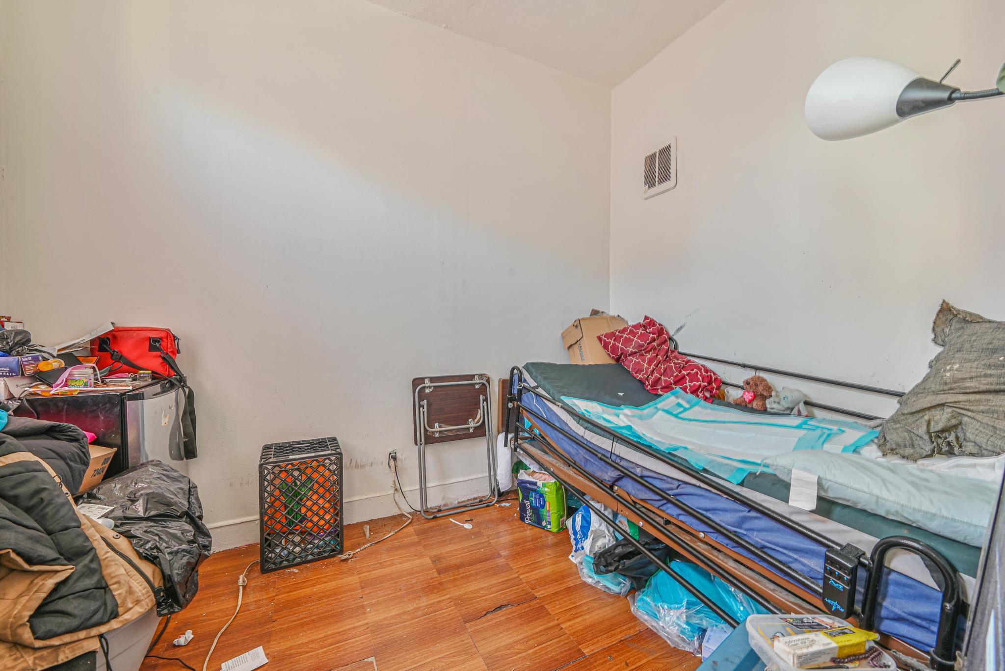 Single Family Bryant  Bronx, NY 10460, MLS-858942-17