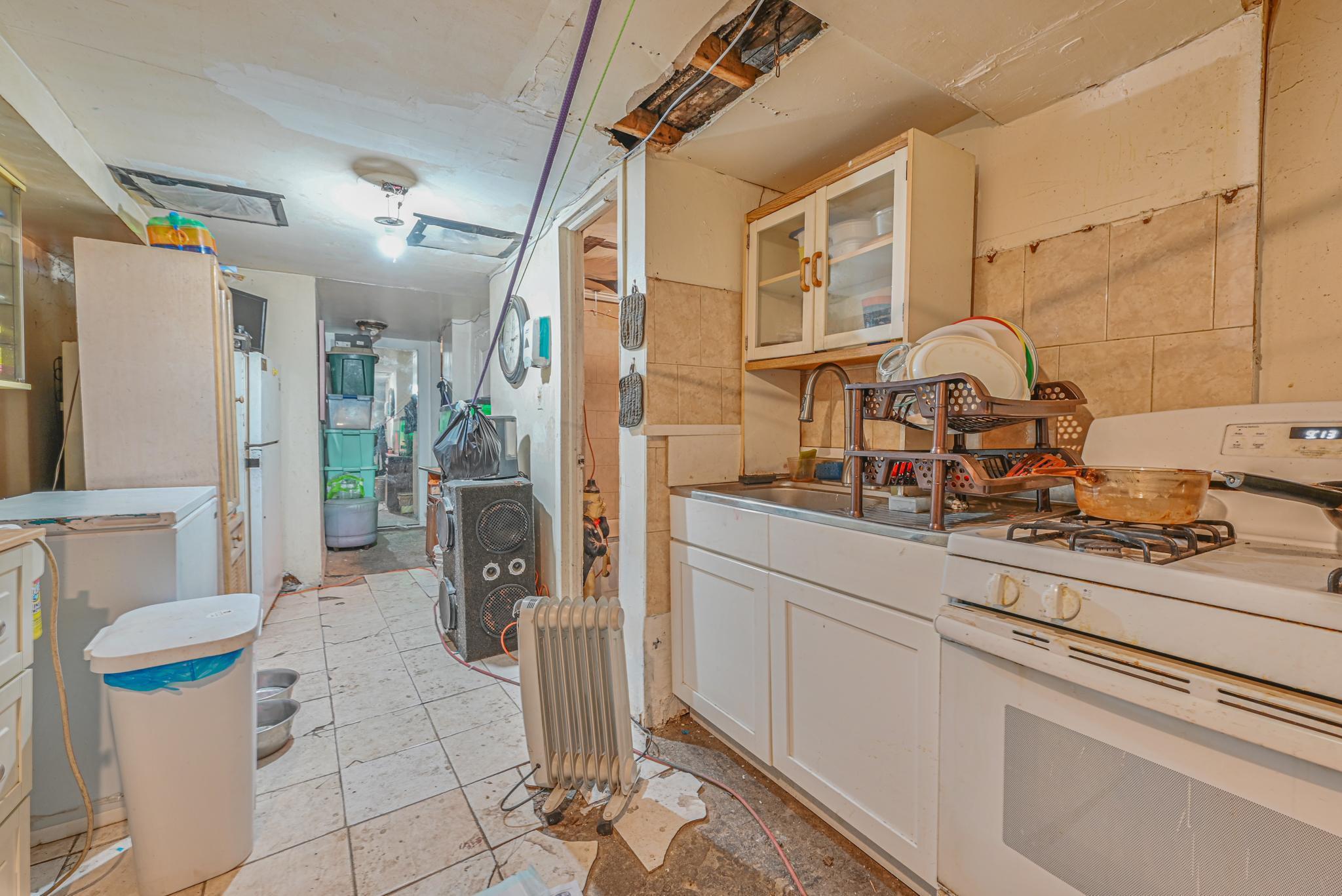 Single Family Bryant  Bronx, NY 10460, MLS-858942-22