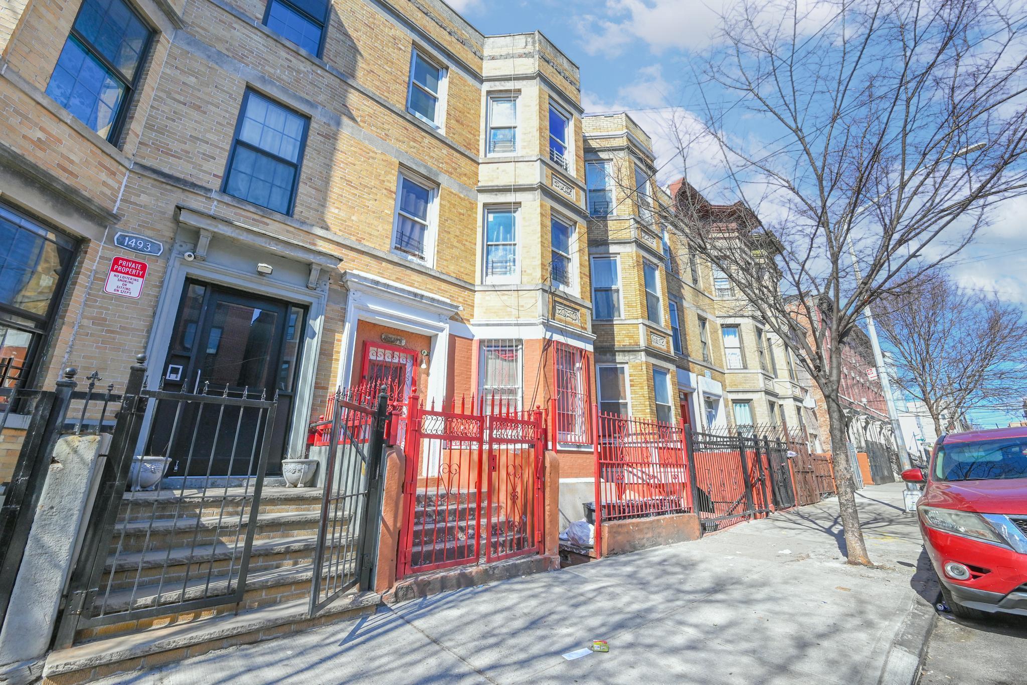 Single Family Bryant  Bronx, NY 10460, MLS-858942-4