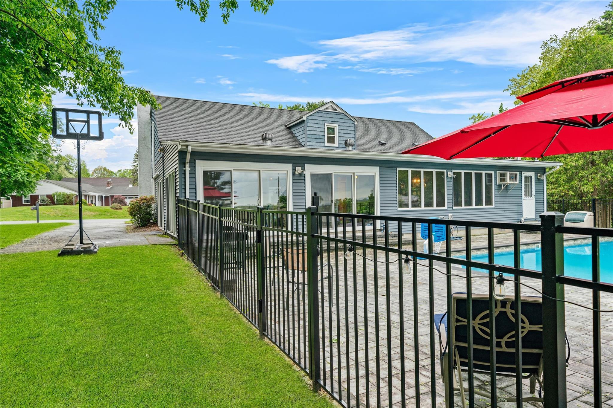 Single Family Idlewild Park  Orange County, NY 12520, MLS-858948-42