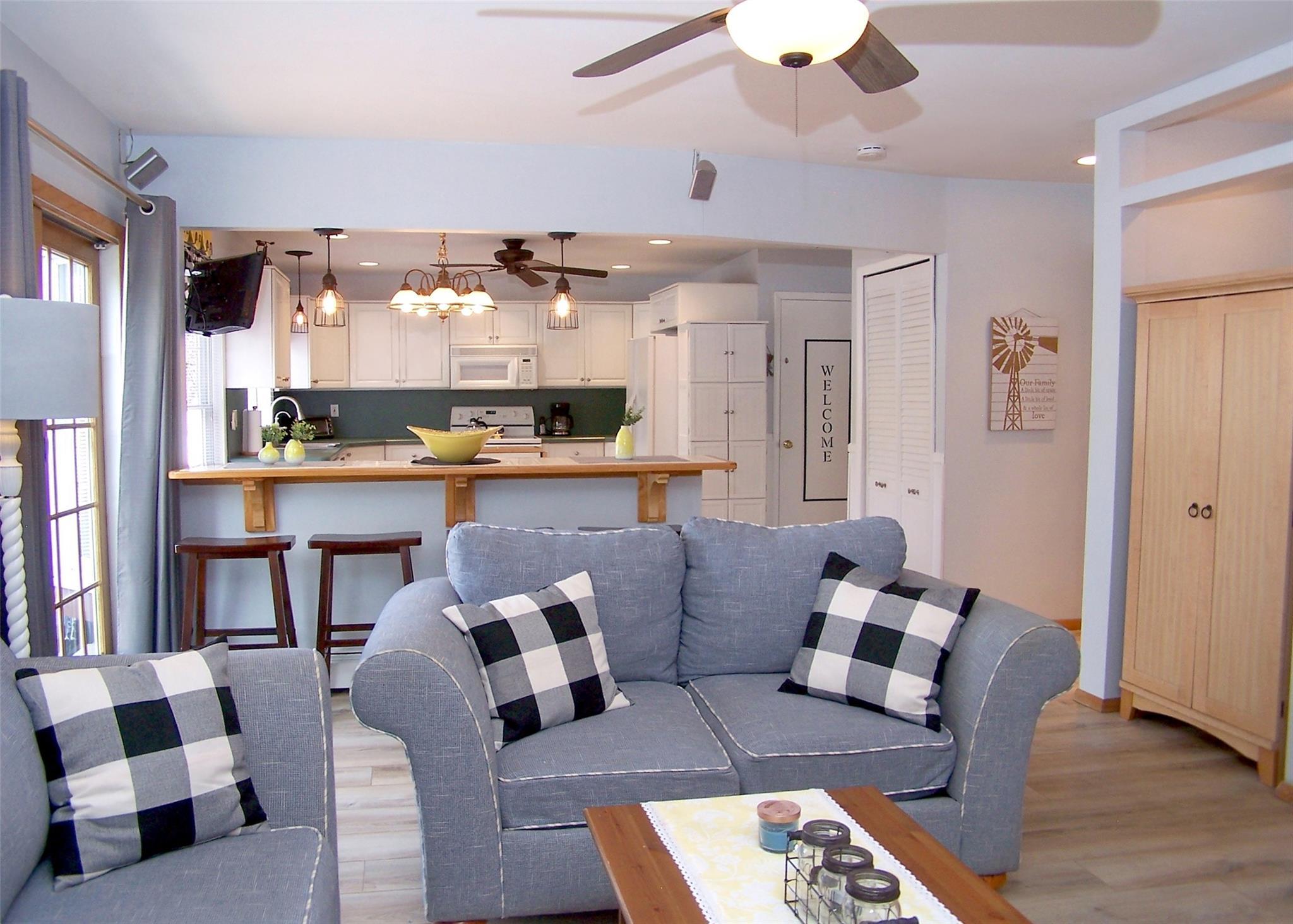 Single Family Live Oak  Suffolk County, NY 11741, MLS-858953-11