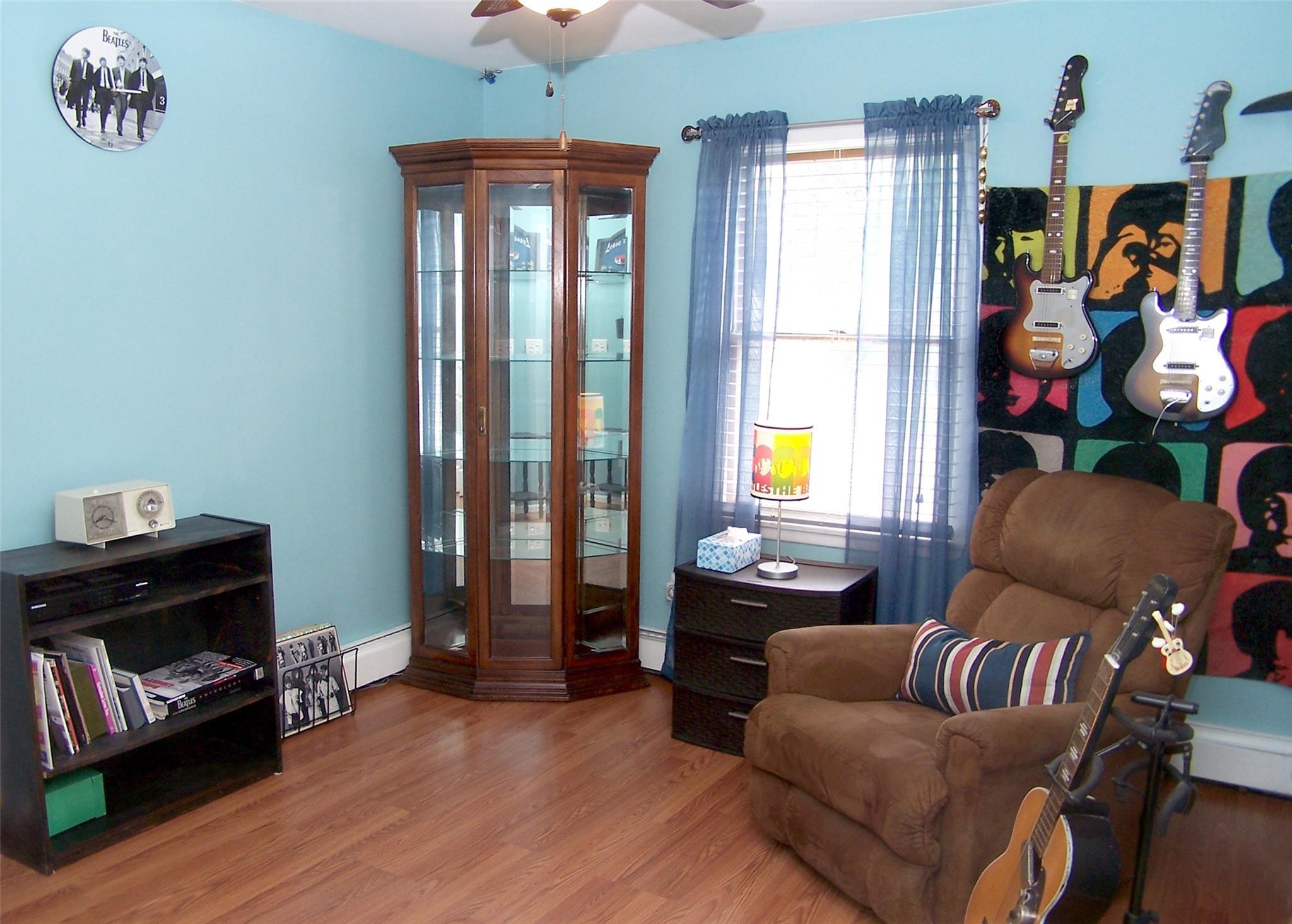 Single Family Live Oak  Suffolk County, NY 11741, MLS-858953-3