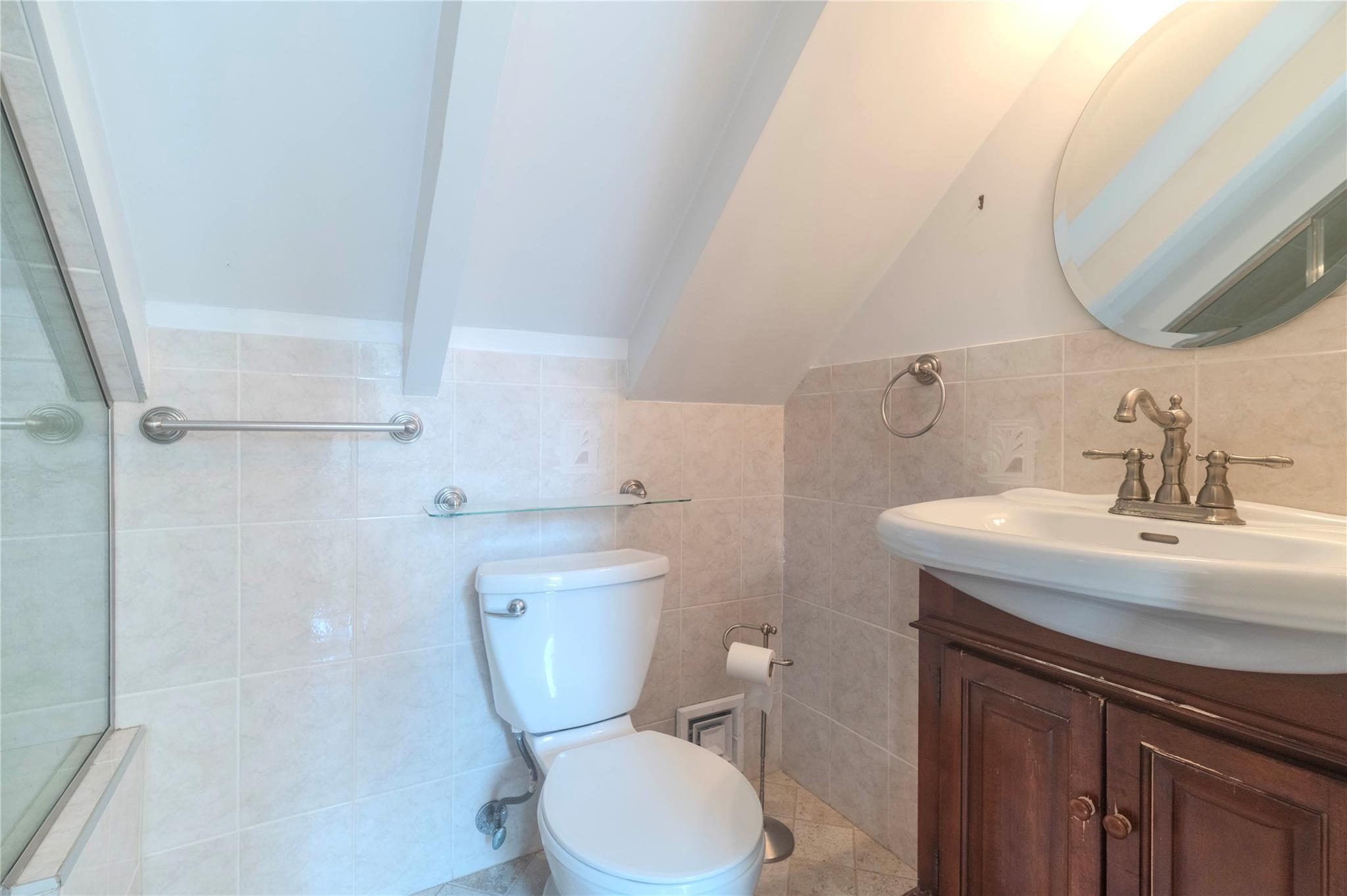 Single Family Iowa Road  Queens, NY 11362, MLS-858984-28
