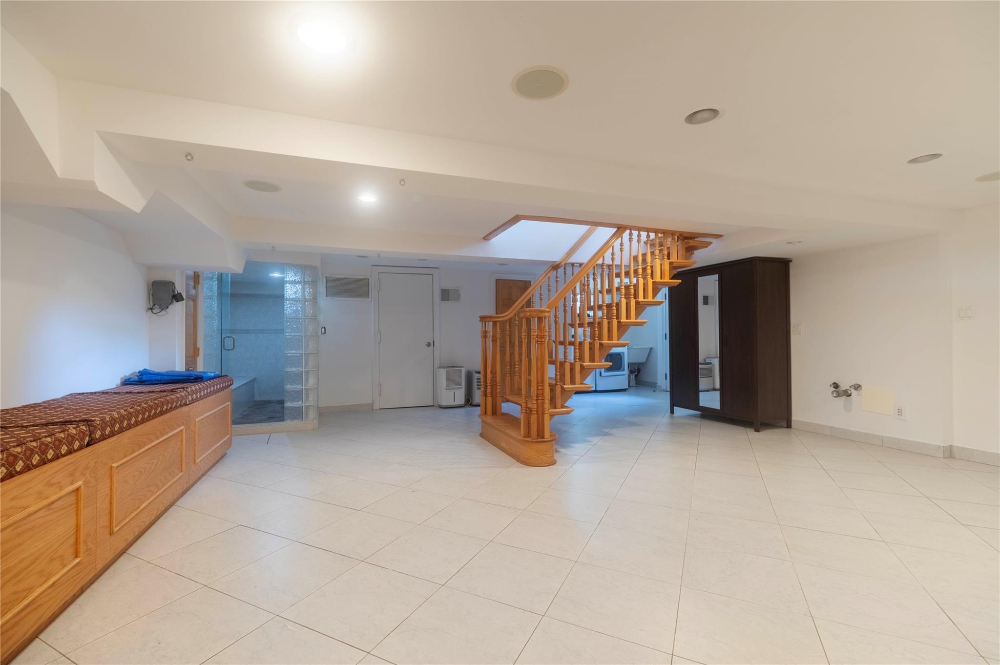 Single Family Iowa Road  Queens, NY 11362, MLS-858984-33