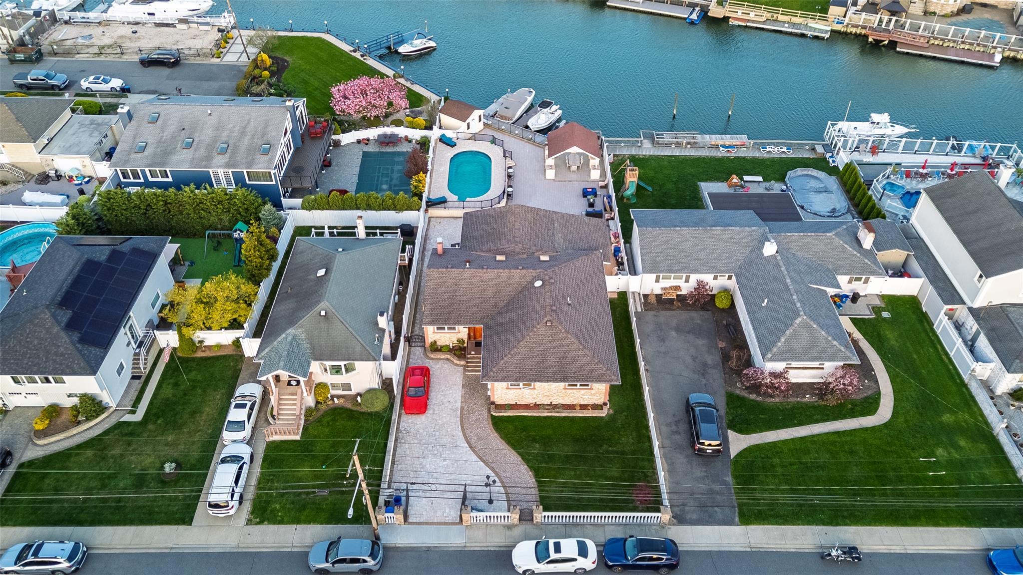 Single Family Weidner  Nassau County, NY 11572, MLS-858987-39