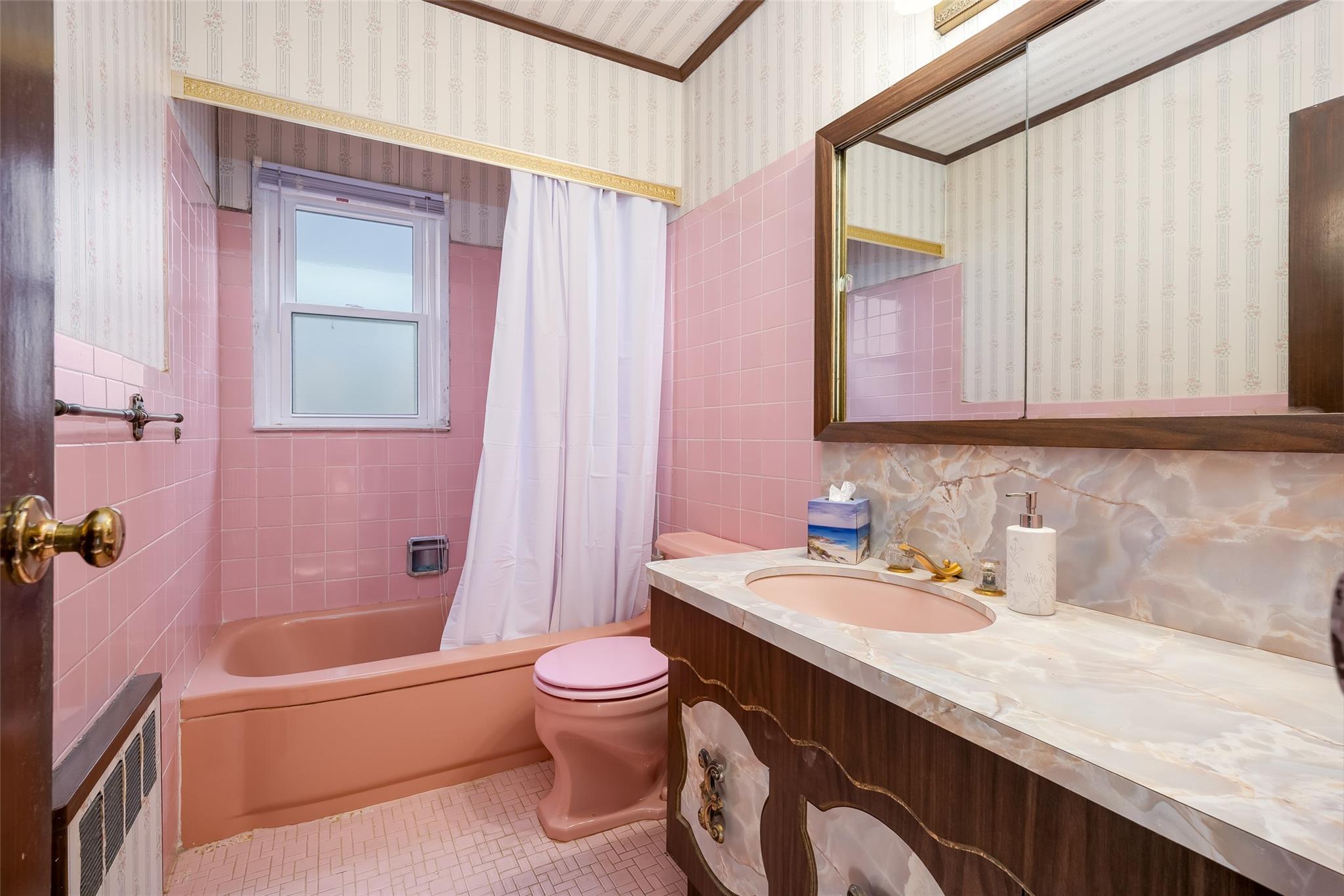 Single Family Forest  Nassau County, NY 11581, MLS-858991-20
