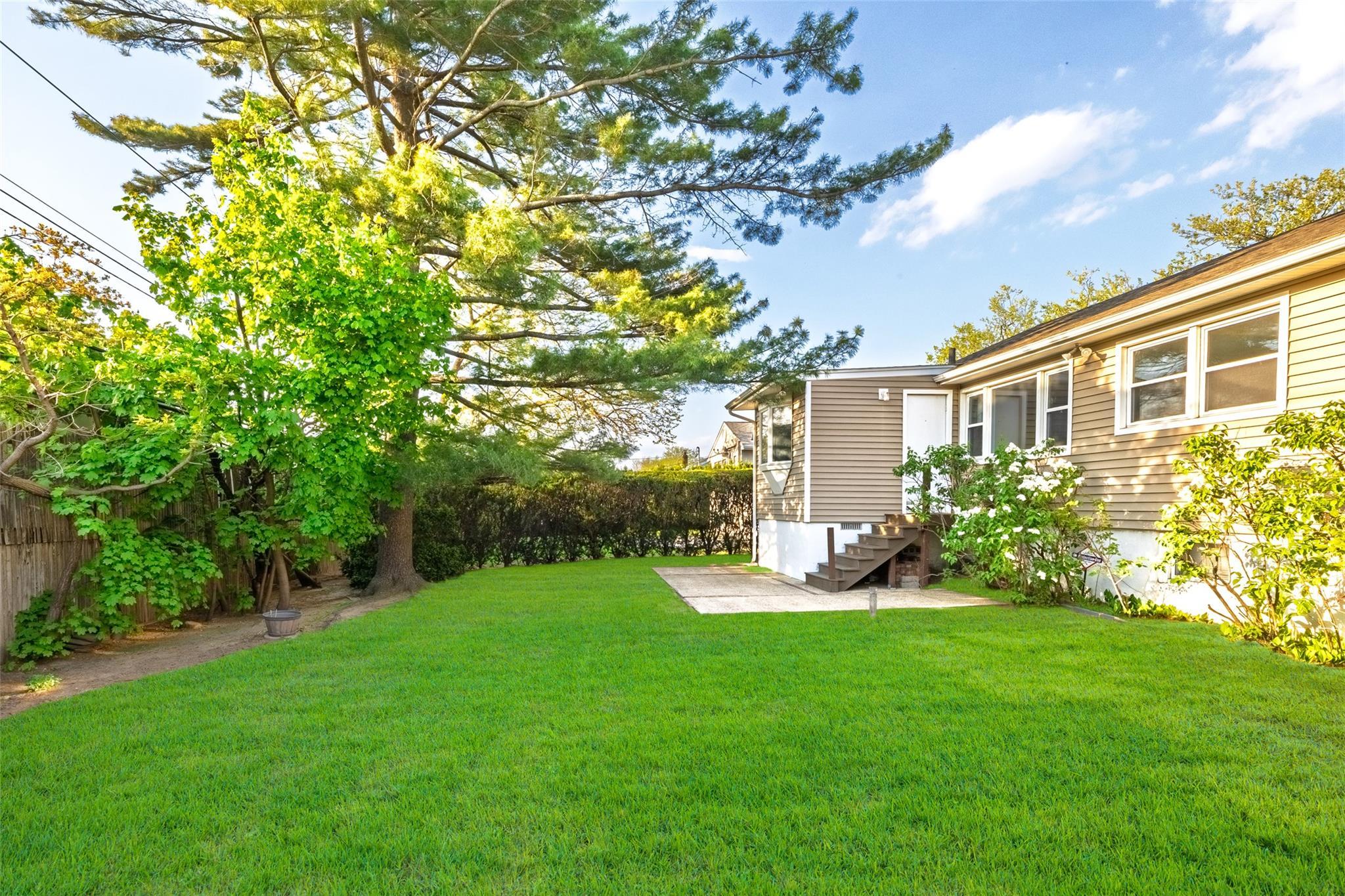 Single Family Forest  Nassau County, NY 11581, MLS-858991-31