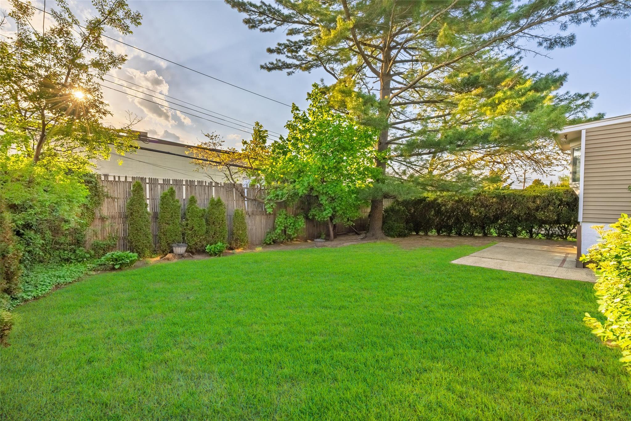 Single Family Forest  Nassau County, NY 11581, MLS-858991-32