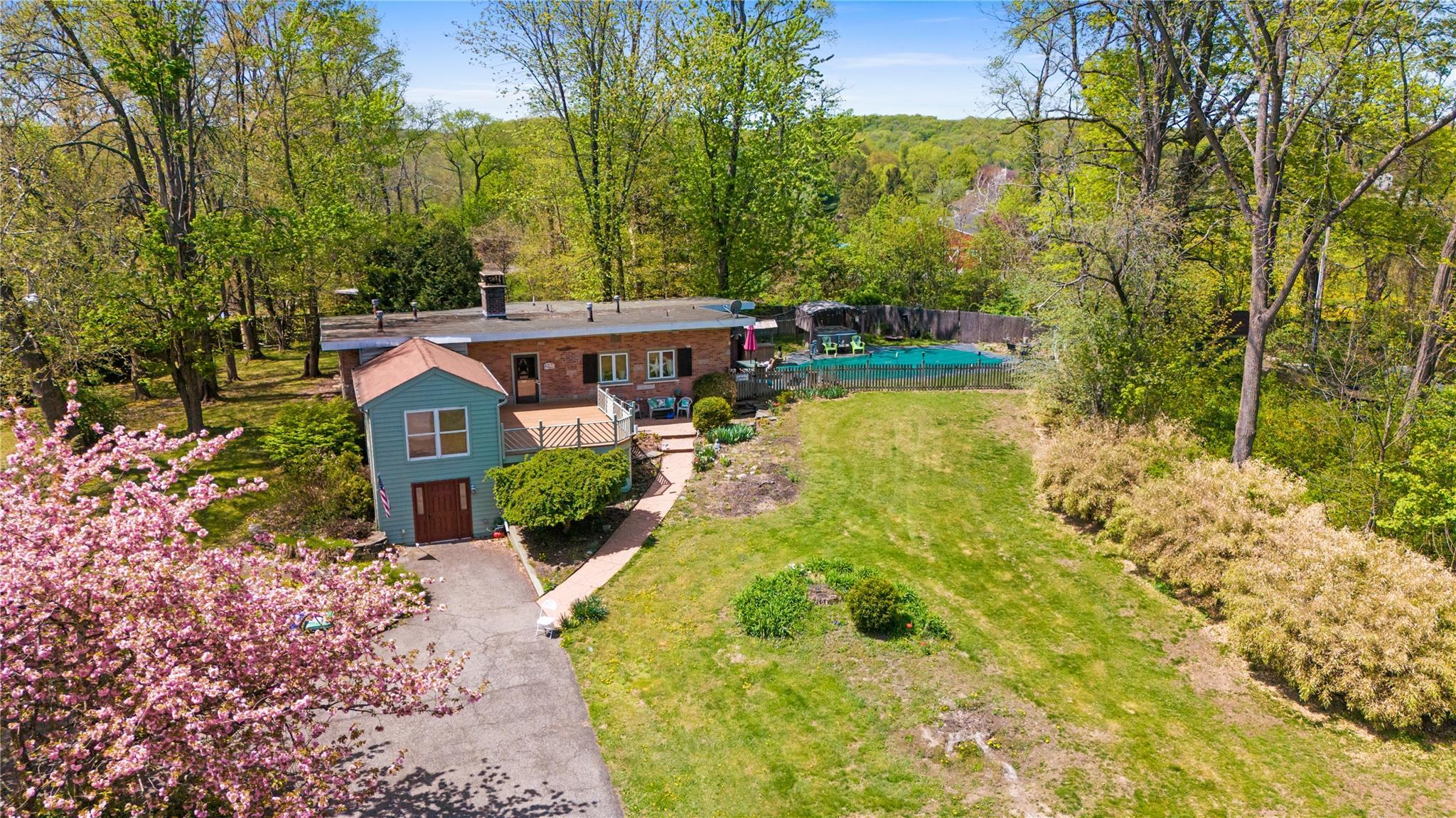 Single Family Hill  Orange County, NY 12549, MLS-858998-4