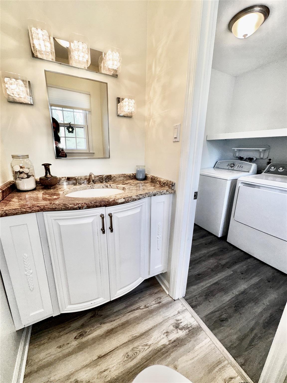 Single Family Grassy Pond  Suffolk County, NY 11787, MLS-859000-11