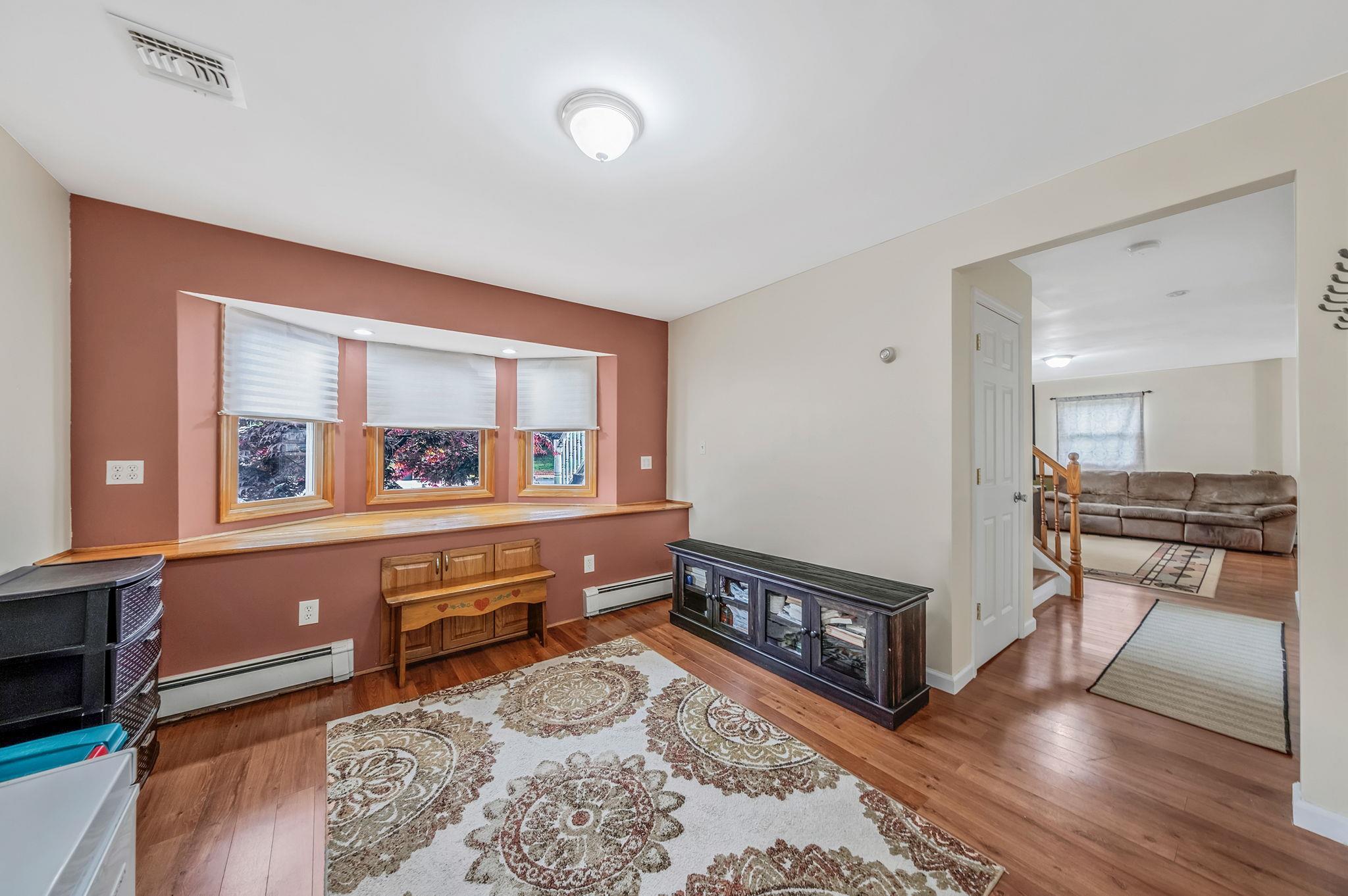 Single Family Flintlock  Suffolk County, NY 11784, MLS-859003-16