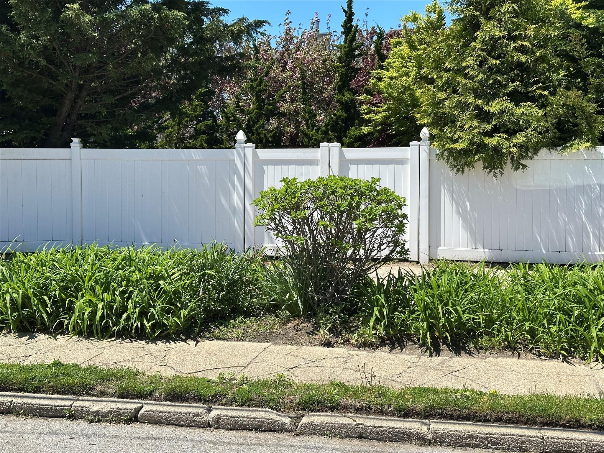 Single Family Coronado  Nassau County, NY 11509, MLS-859011-23