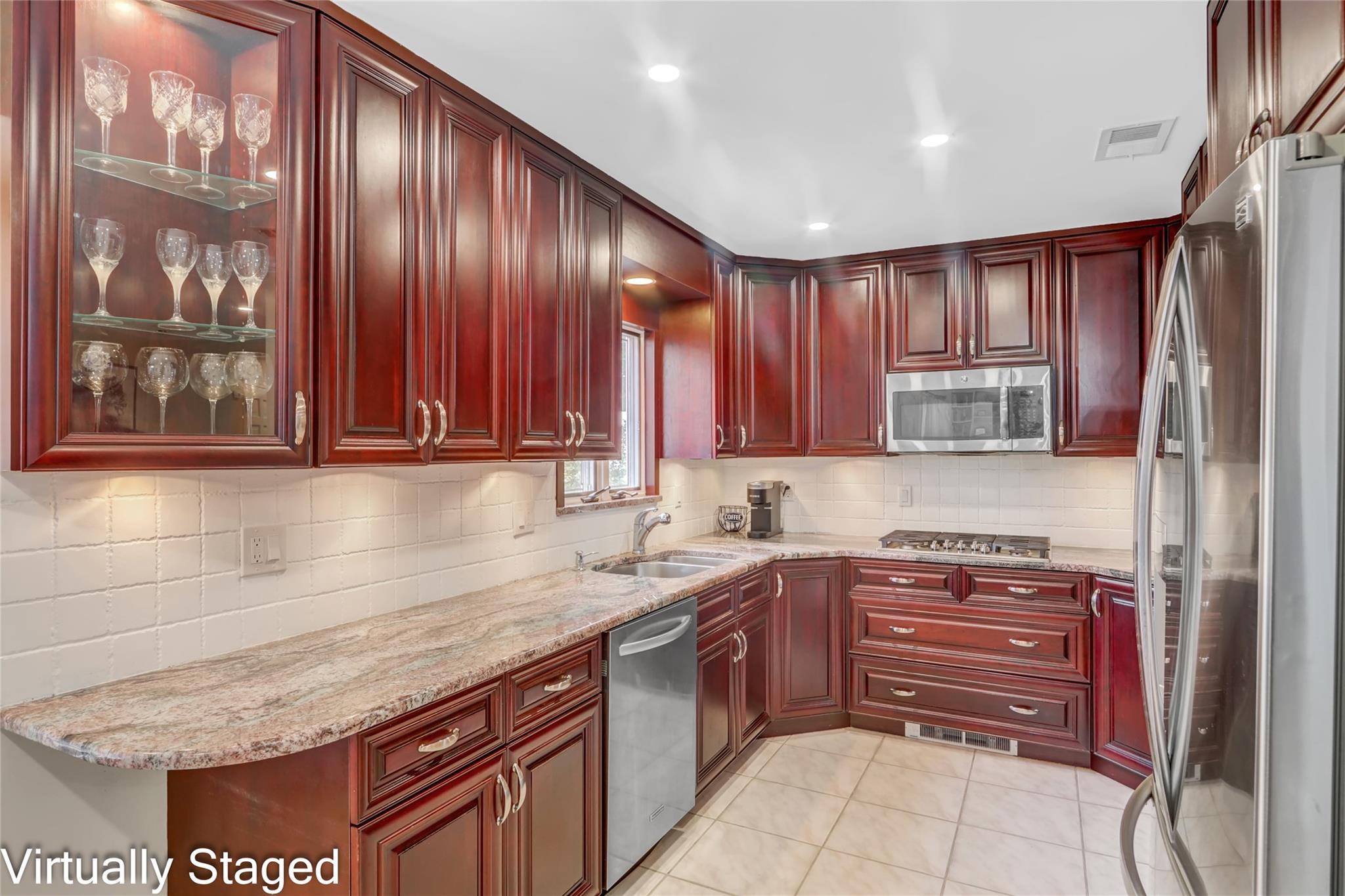 Single Family Greentree  Nassau County, NY 11572, MLS-859015-10