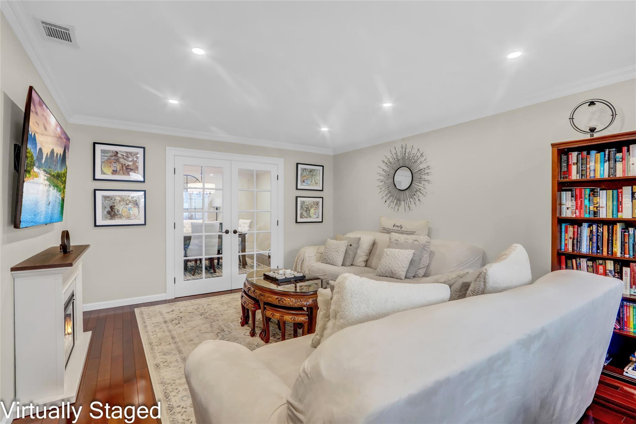 Single Family Greentree  Nassau County, NY 11572, MLS-859015-5
