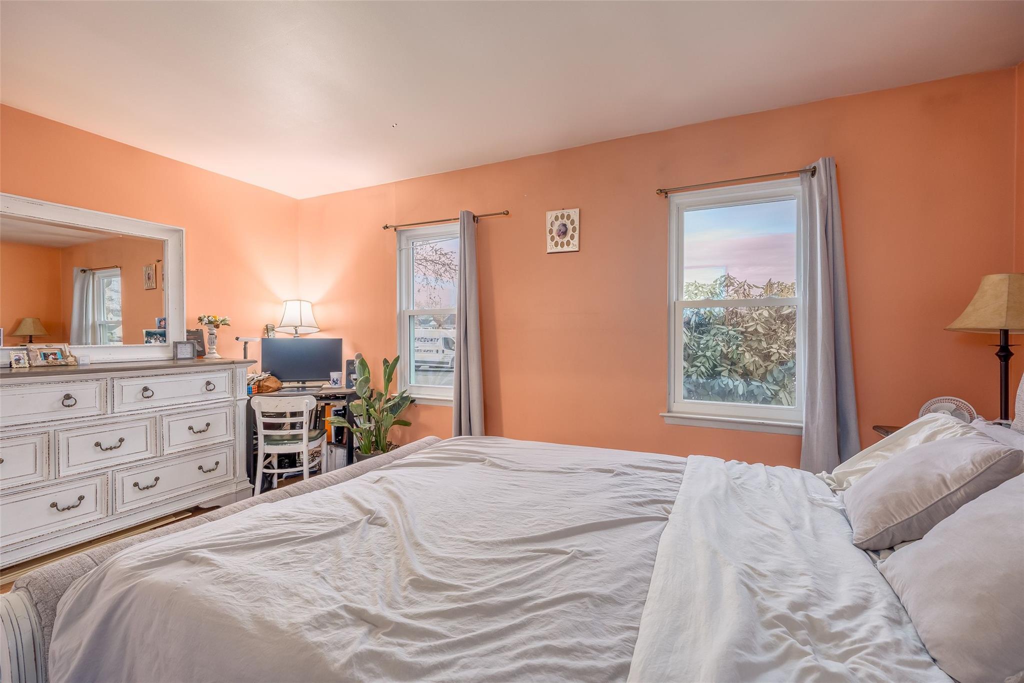 Single Family Oakcrest  Suffolk County, NY 11738, MLS-859025-15