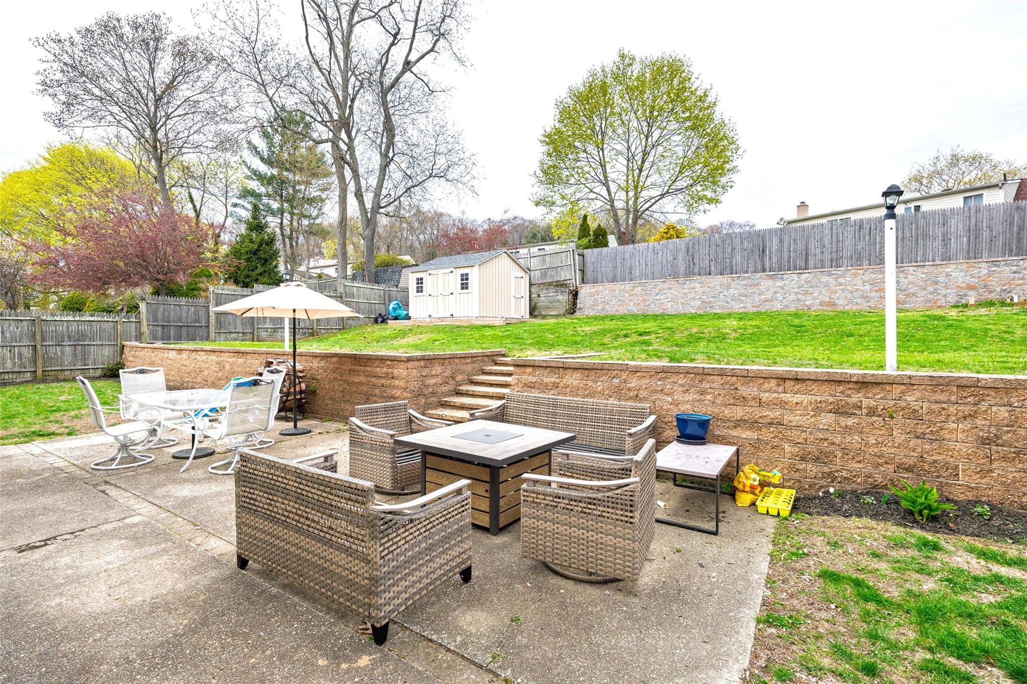 Single Family Oakcrest  Suffolk County, NY 11738, MLS-859025-32