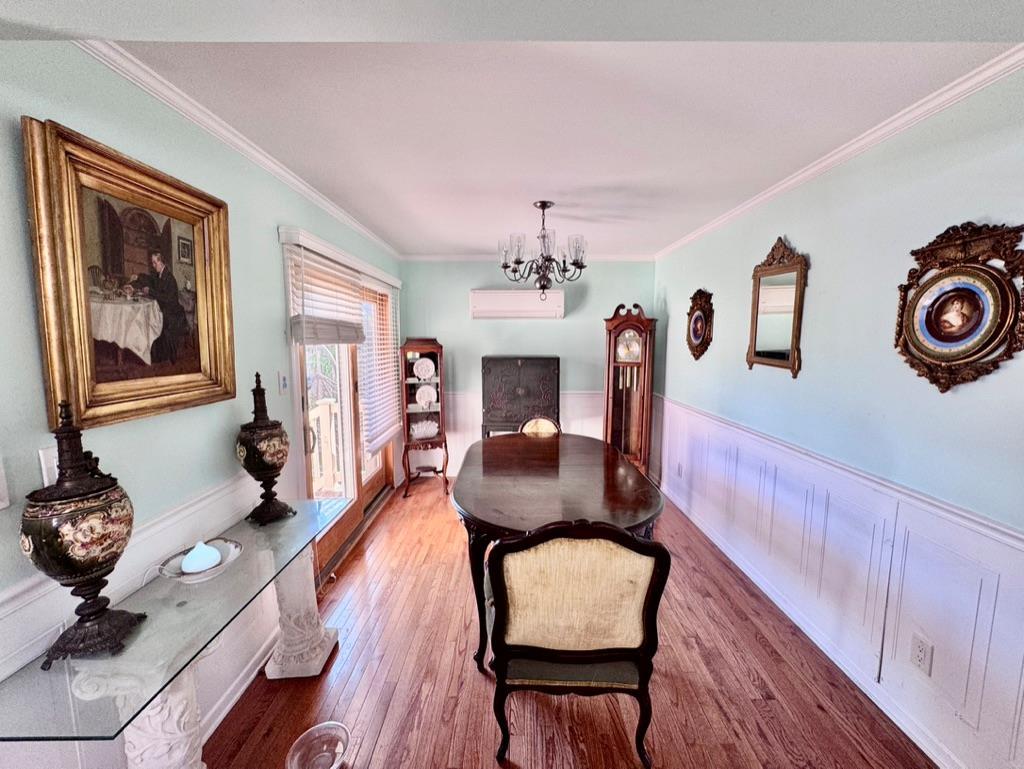 Single Family Siems  Nassau County, NY 11710, MLS-859045-8