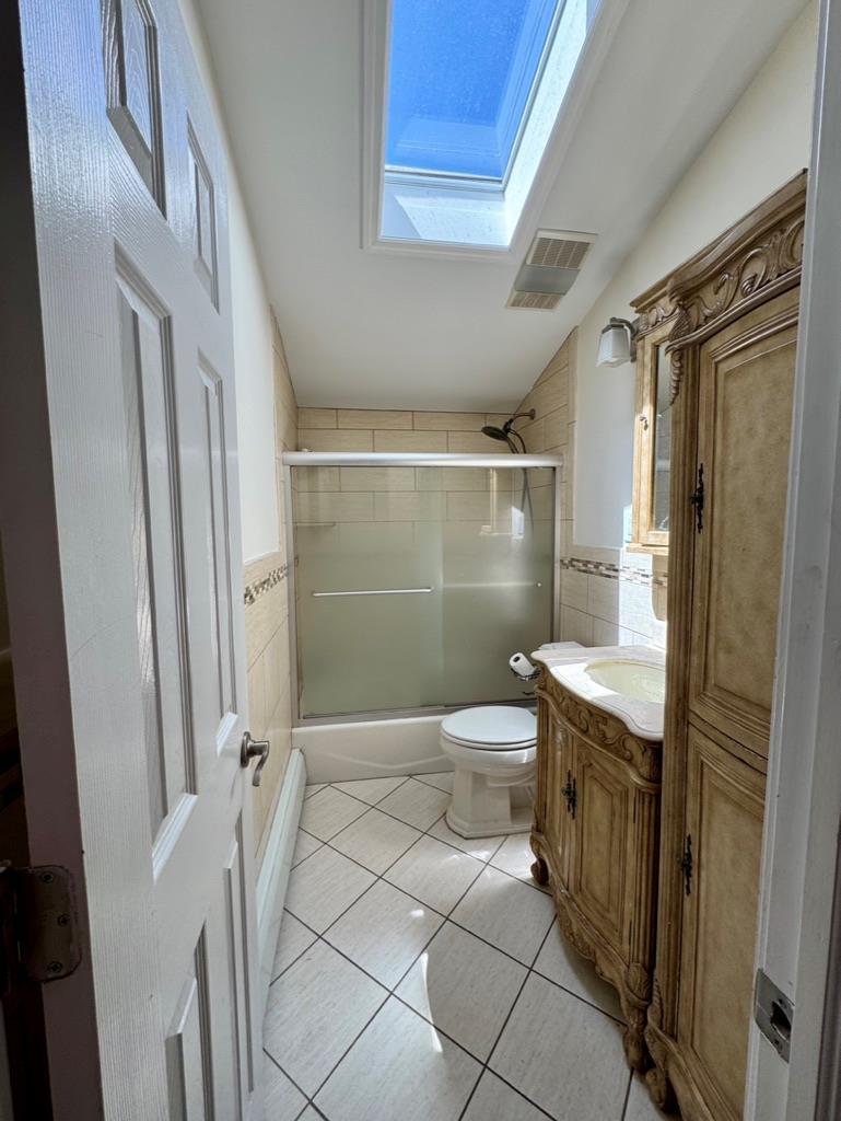 Single Family Siems  Nassau County, NY 11710, MLS-859045-9