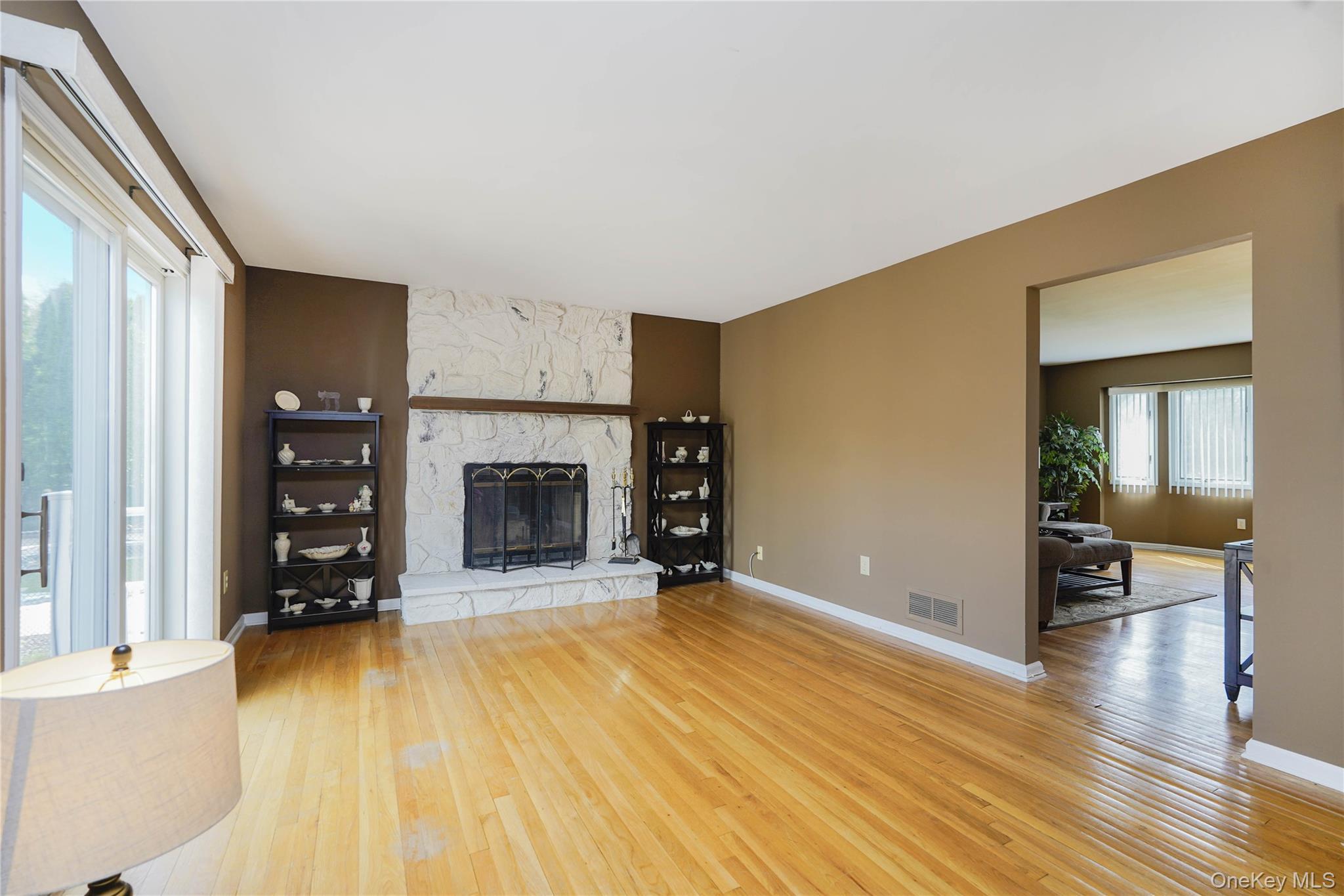 Single Family Spotswood Englishtown Road  Out Of Area, NY 08831, MLS-859054-10