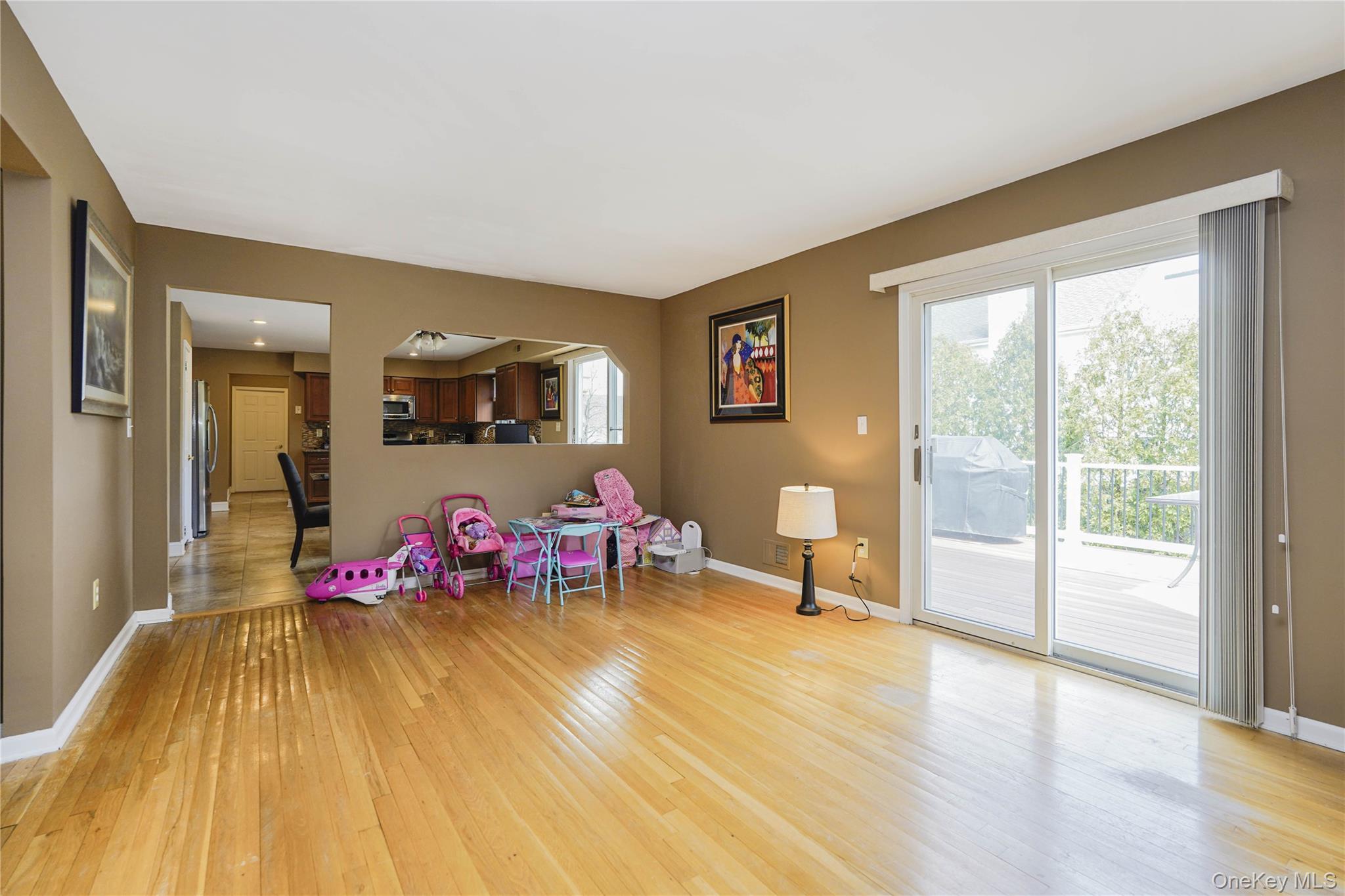 Single Family Spotswood Englishtown Road  Out Of Area, NY 08831, MLS-859054-11