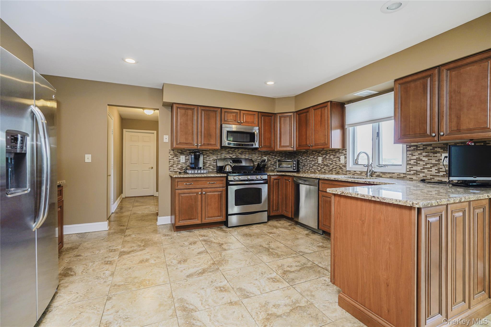 Single Family Spotswood Englishtown Road  Out Of Area, NY 08831, MLS-859054-6
