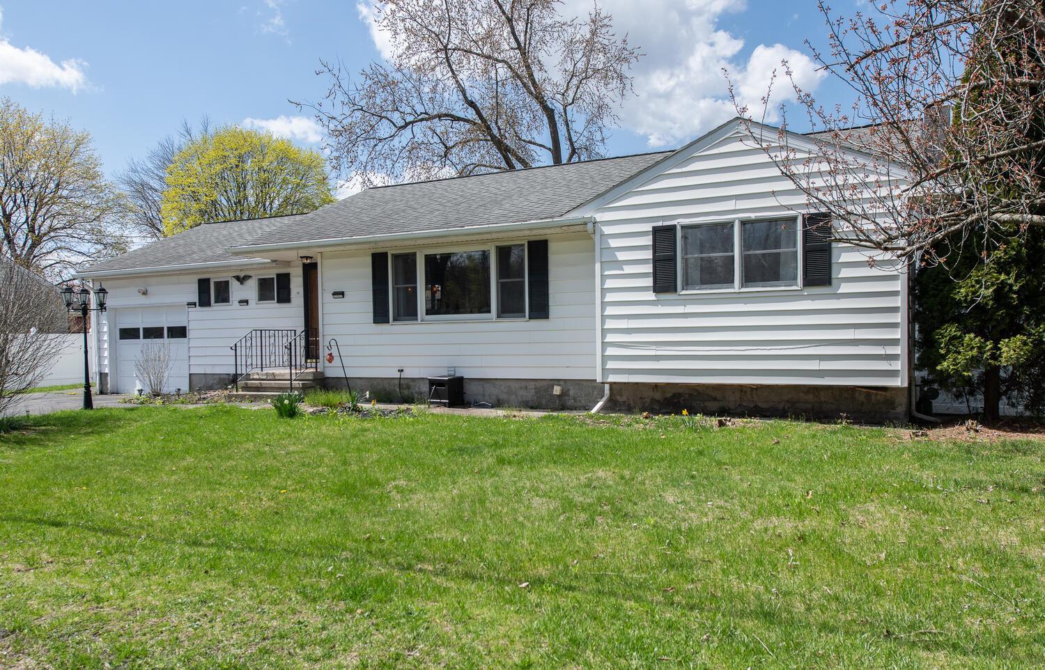 Single Family Simmons  Ulster County, NY 12477, MLS-859061-2