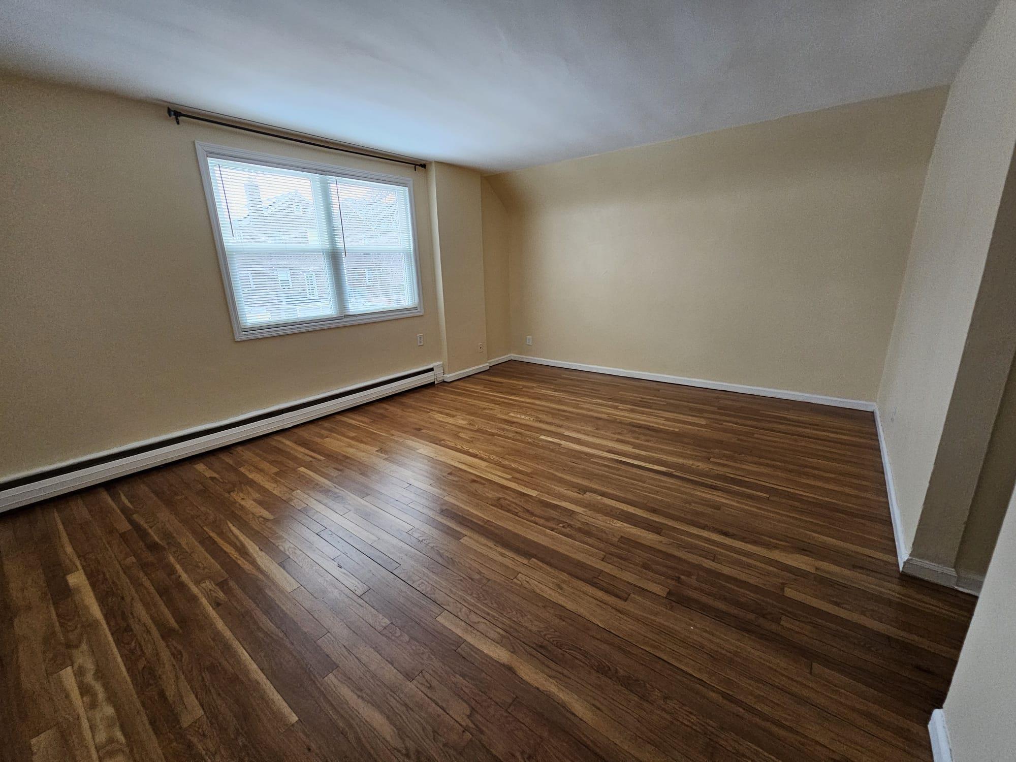 Apartment Pearsall  Bronx, NY 10469, MLS-859062-2