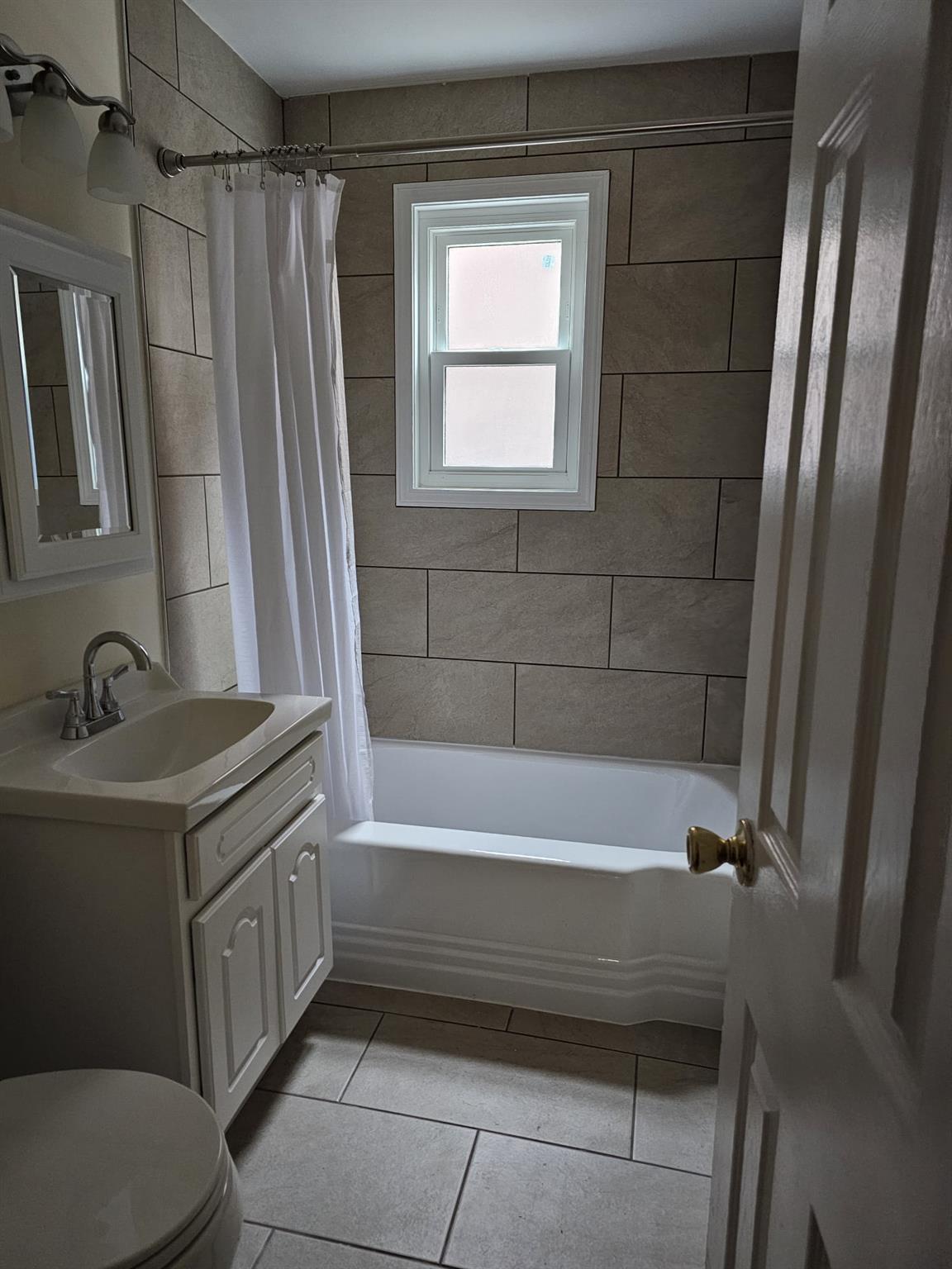 Apartment Pearsall  Bronx, NY 10469, MLS-859062-4