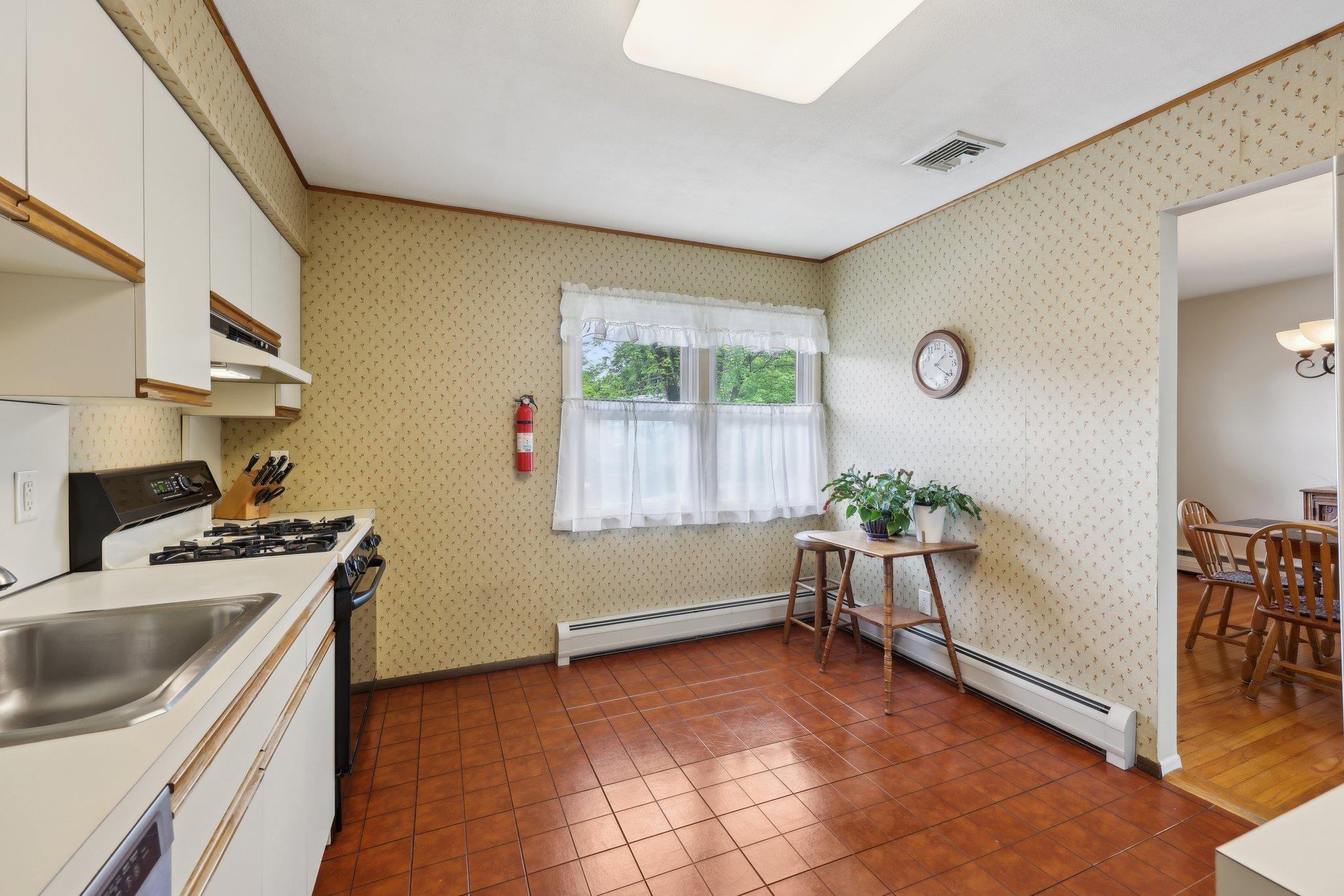 Single Family Fonda  Rockland County, NY 10980, MLS-859082-15