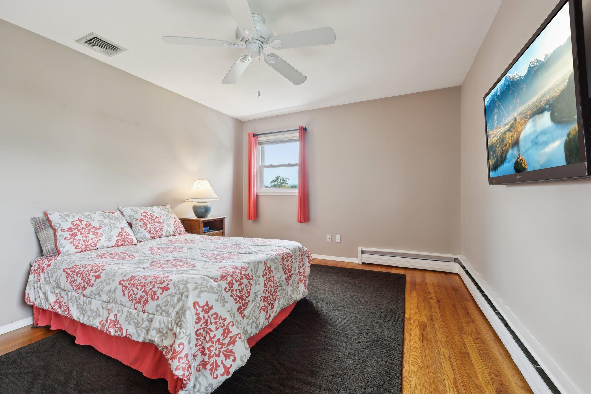 Single Family Fonda  Rockland County, NY 10980, MLS-859082-22