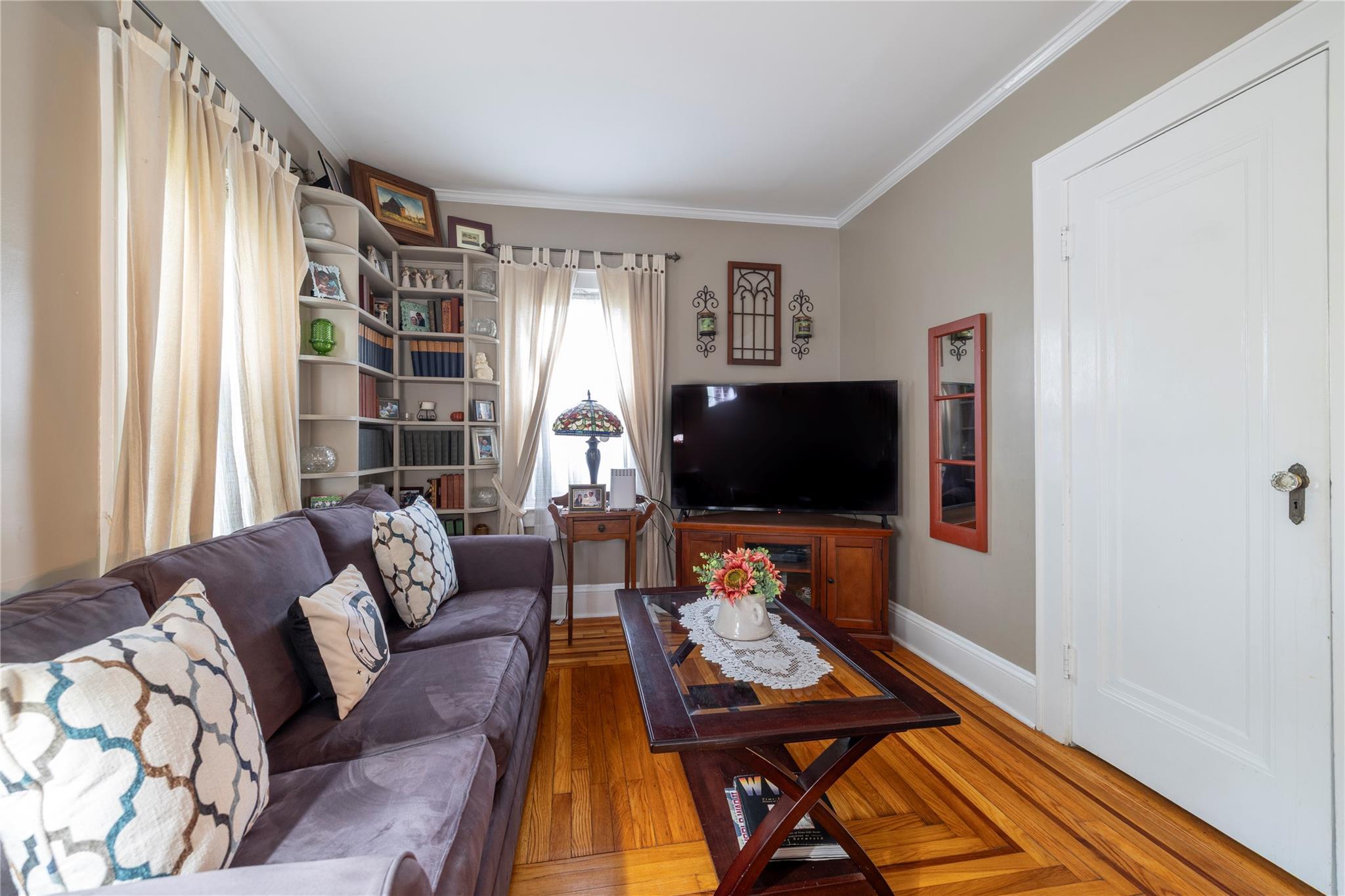Single Family Harte  Nassau County, NY 11510, MLS-859093-8