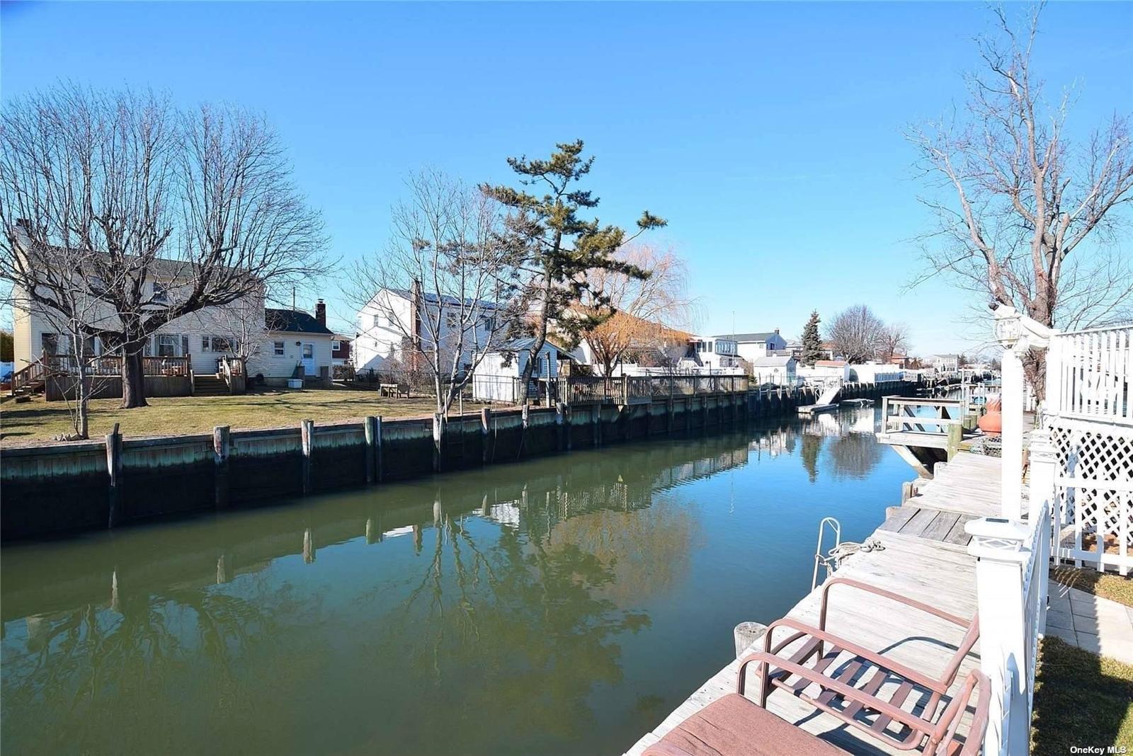 Single Family Colony Drive  Nassau County, NY 11510, MLS-859095-25