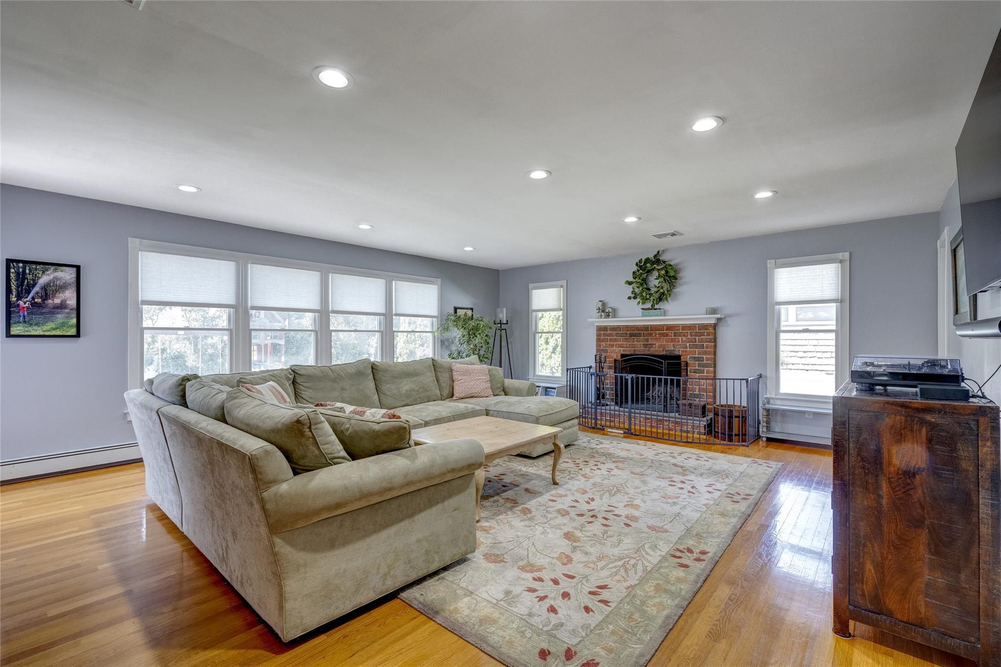 Single Family Gillette  Suffolk County, NY 11772, MLS-859110-12