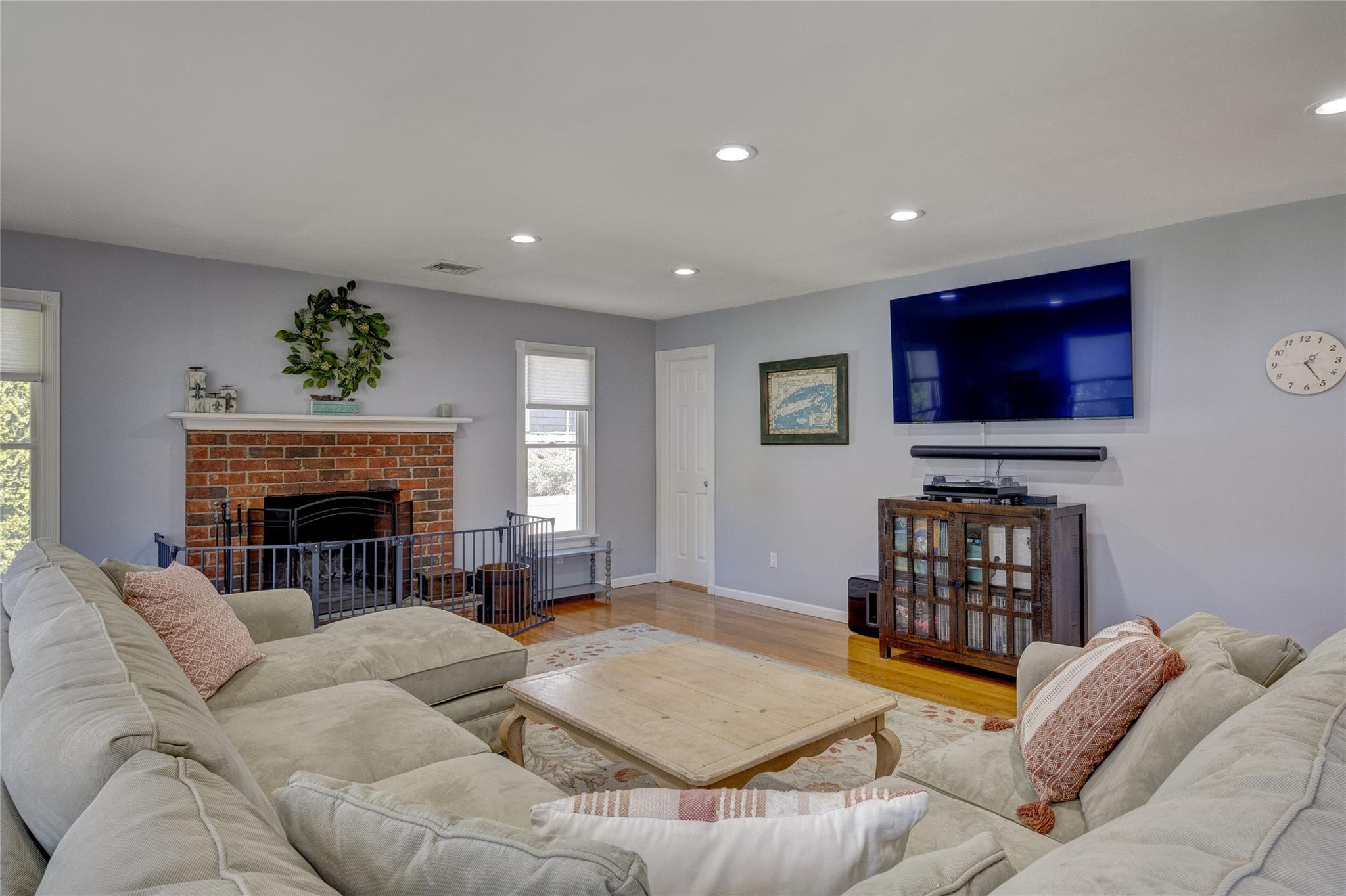 Single Family Gillette  Suffolk County, NY 11772, MLS-859110-13