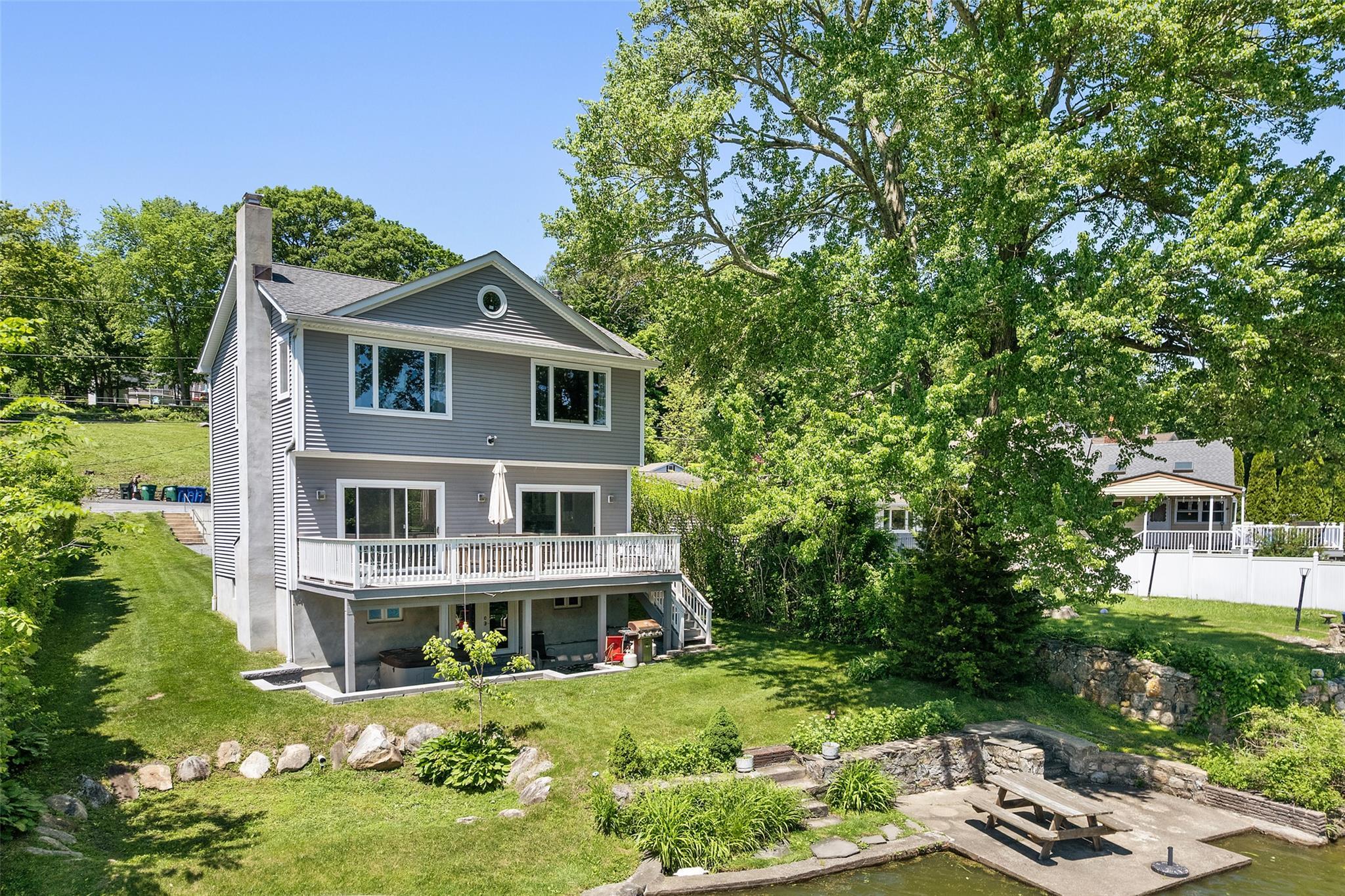 Single Family Lakeside  Putnam County, NY 10541, MLS-859117-10
