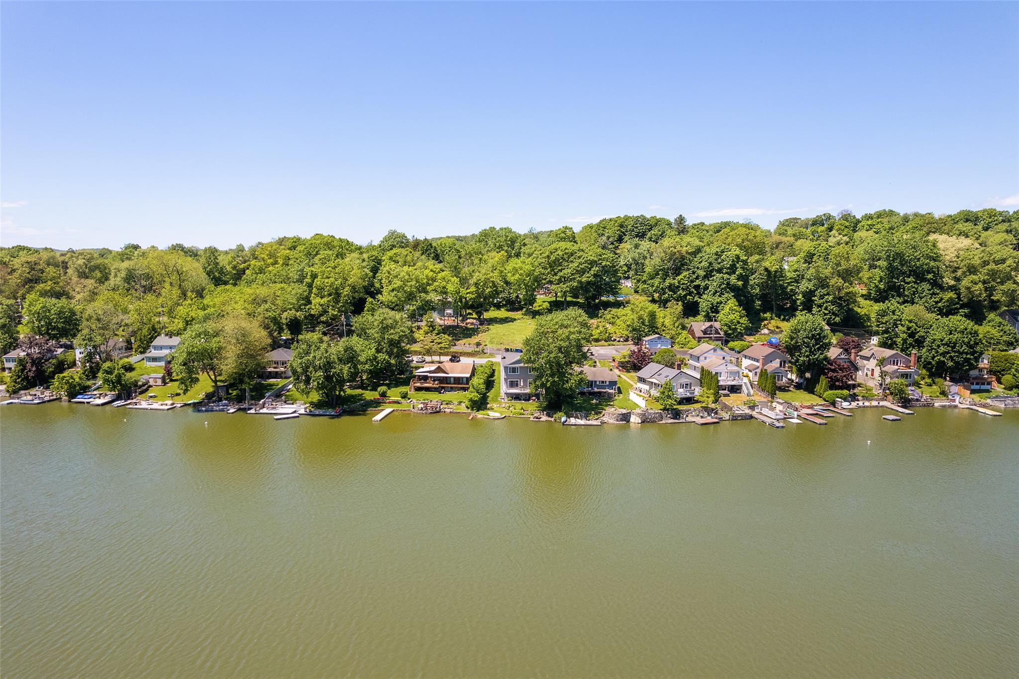 Single Family Lakeside  Putnam County, NY 10541, MLS-859117-8