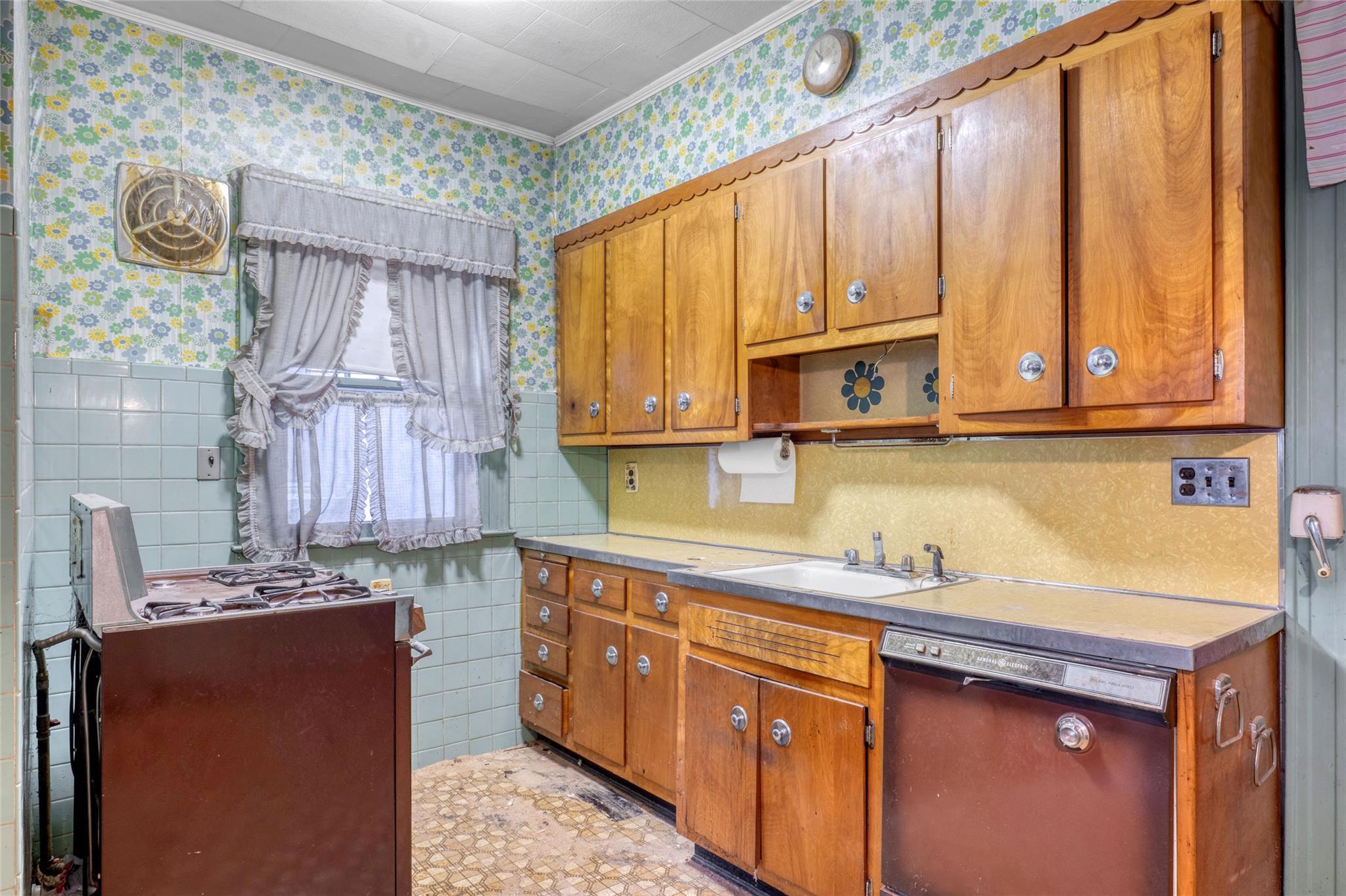 Single Family New York  Brooklyn, NY 11210, MLS-859131-8