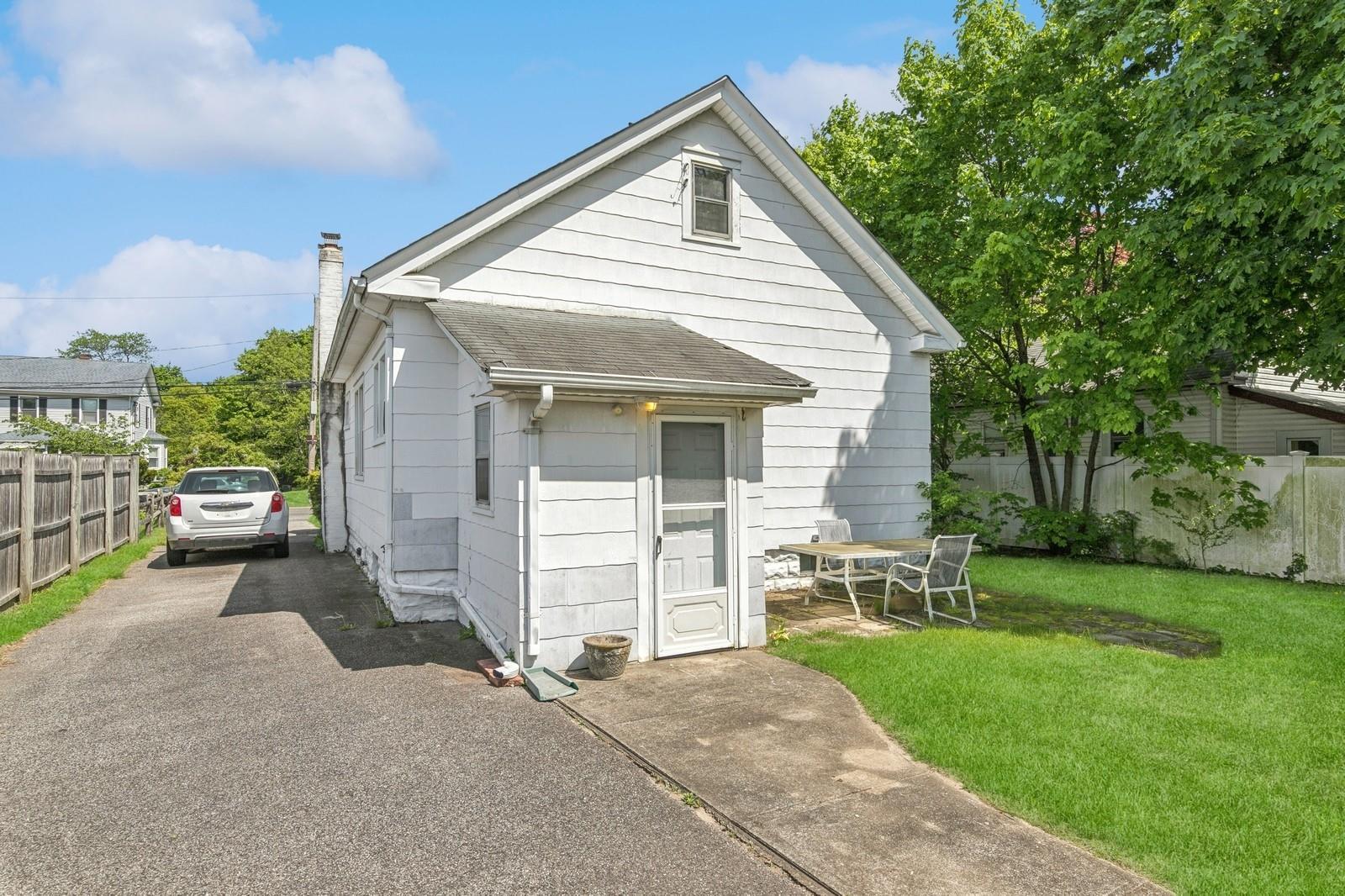 Single Family Falcon  Suffolk County, NY 11772, MLS-859154-17