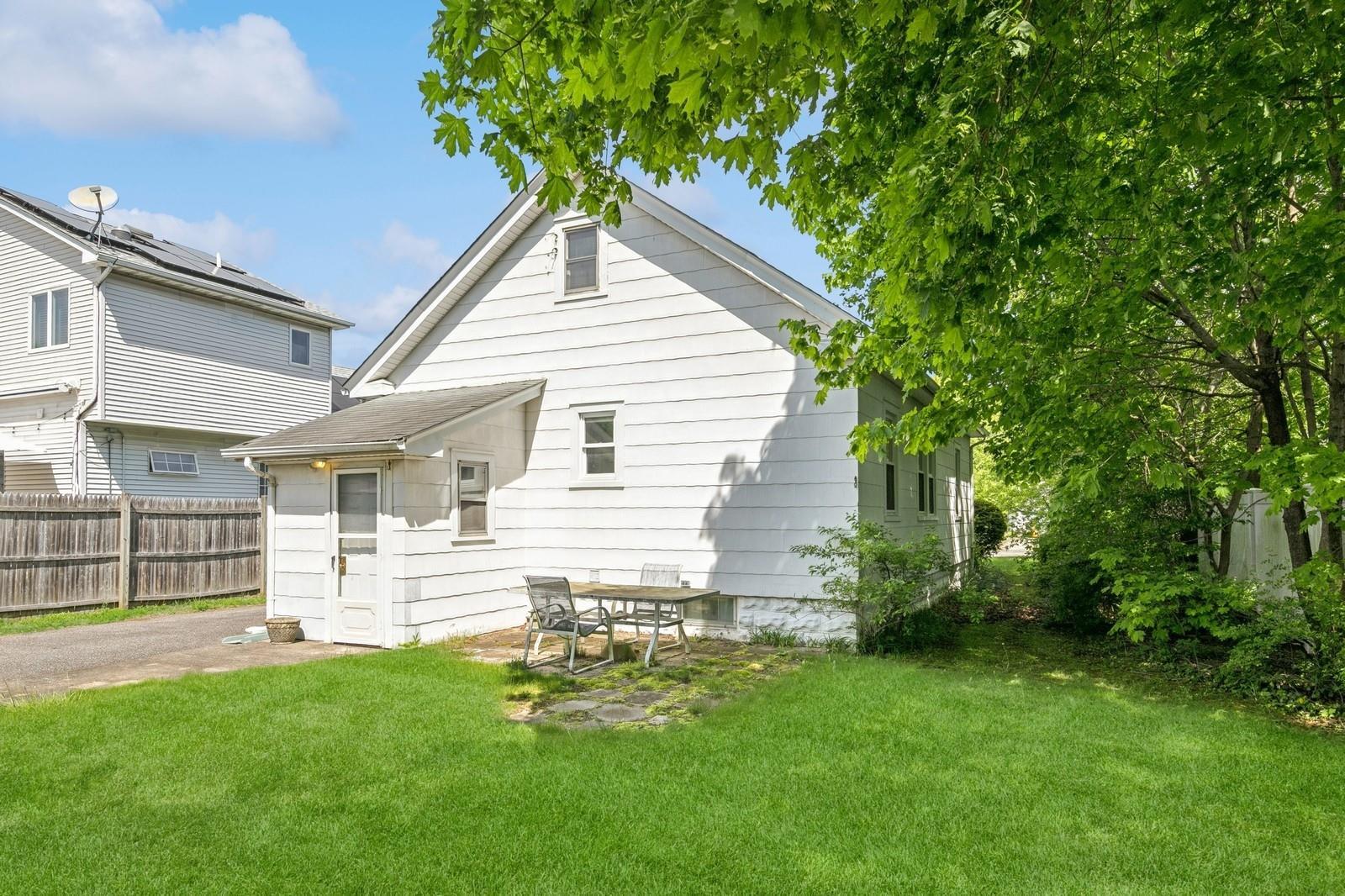 Single Family Falcon  Suffolk County, NY 11772, MLS-859154-19